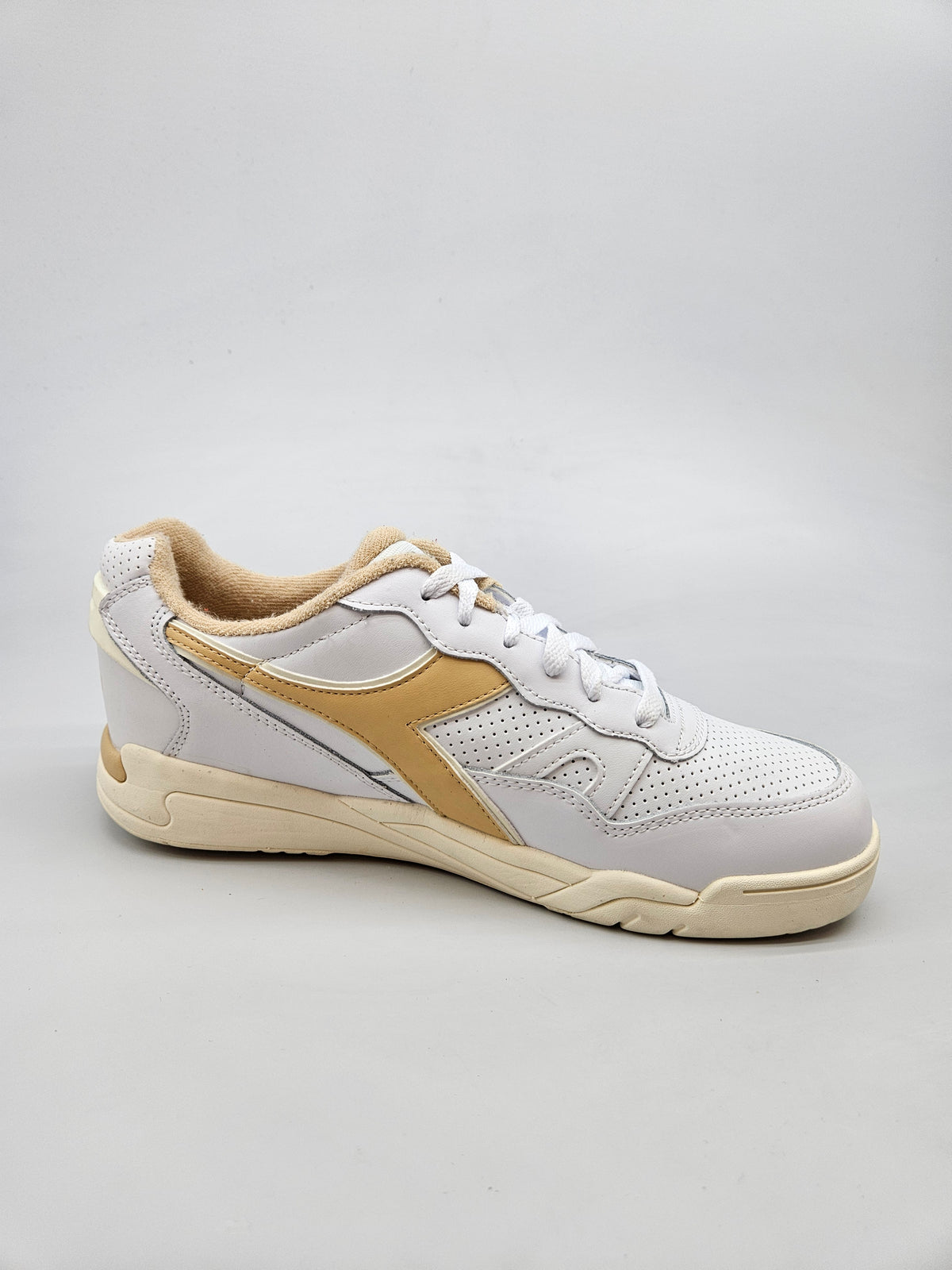 DIADORA NOVI ORIGINAL PATIKI BR 42