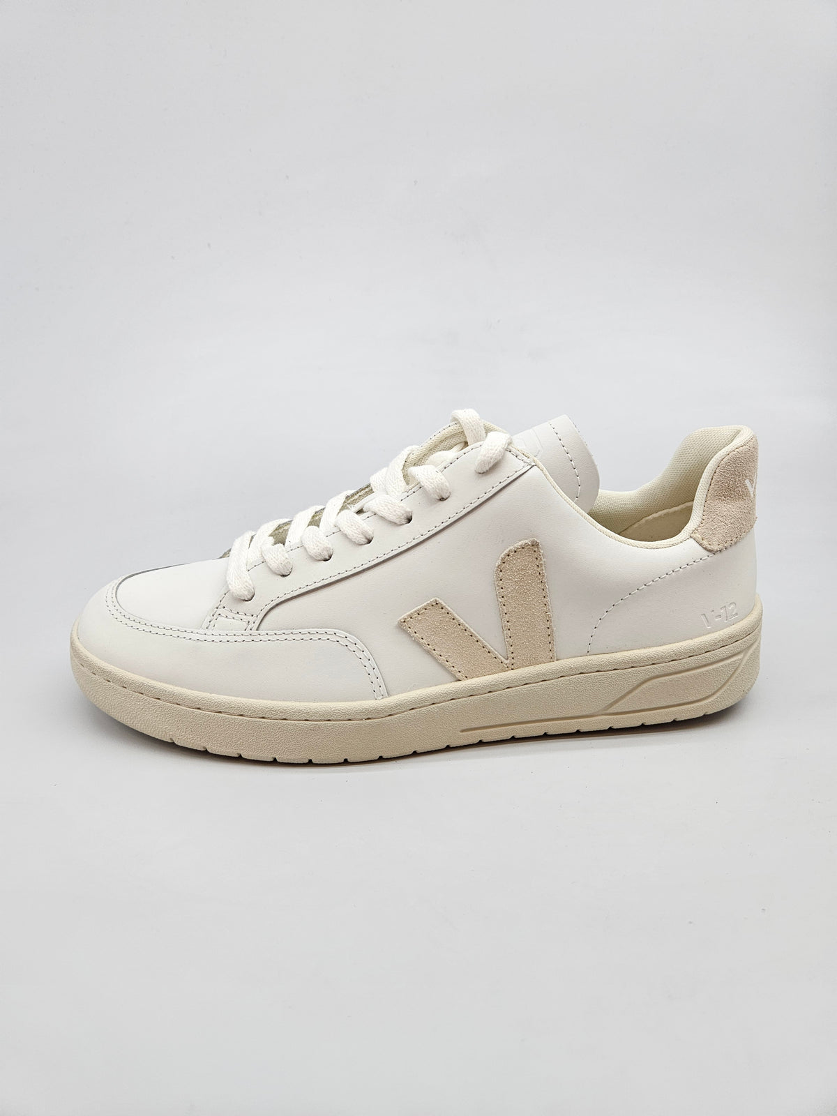 VEJA NOVI ORIGINAL PATIKI BR 39