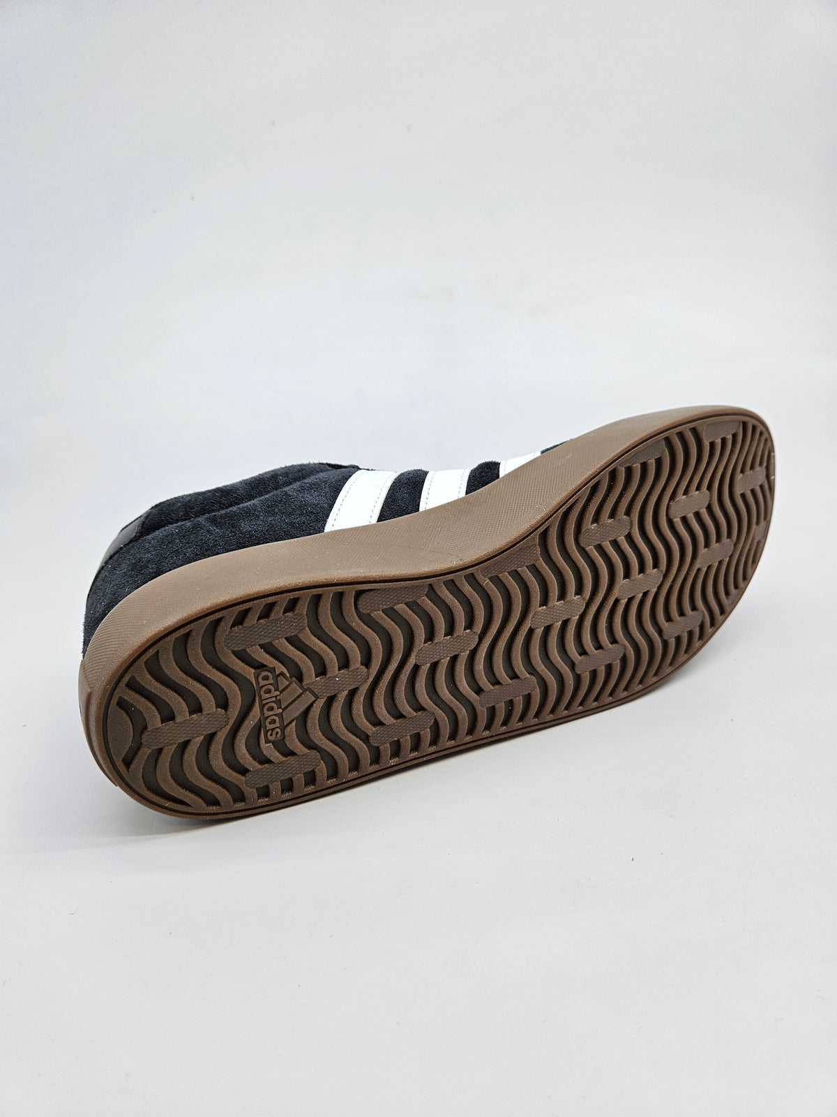 ADIDAS NOVI ORIGINAL PATIKI BR 38