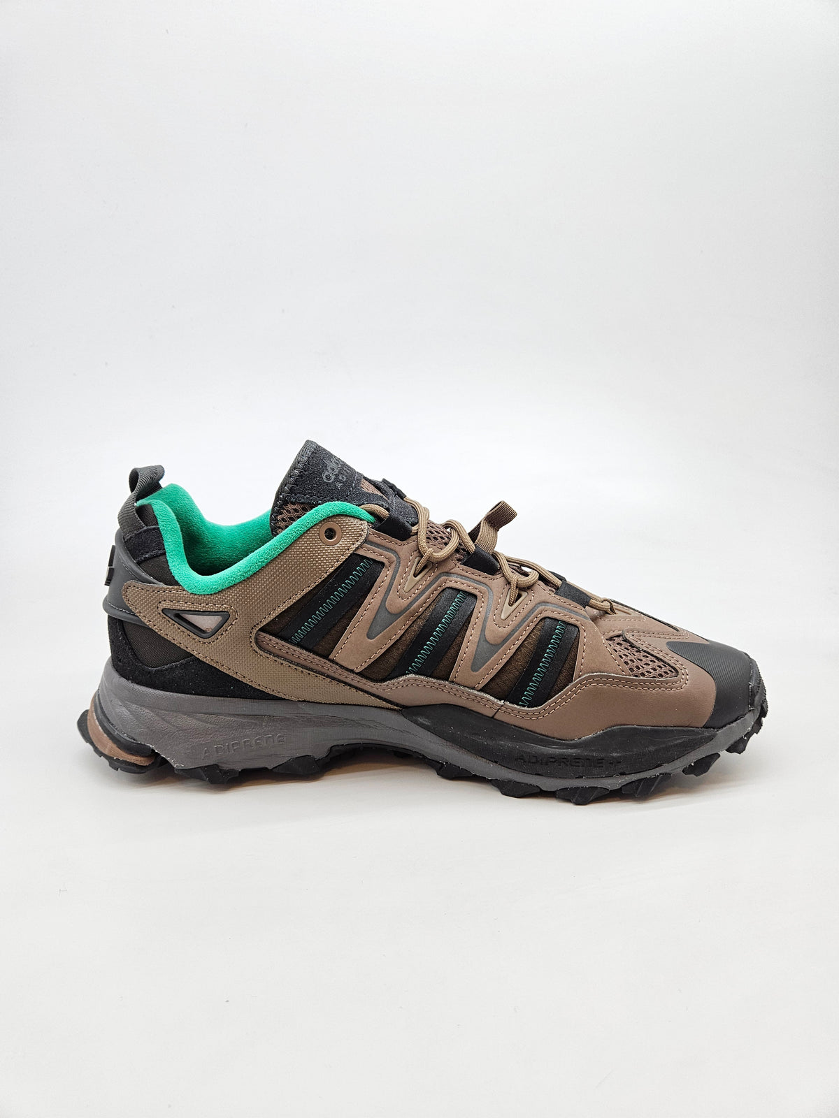 ADIDAS NOVI ORIGINAL PATIKI BR 46