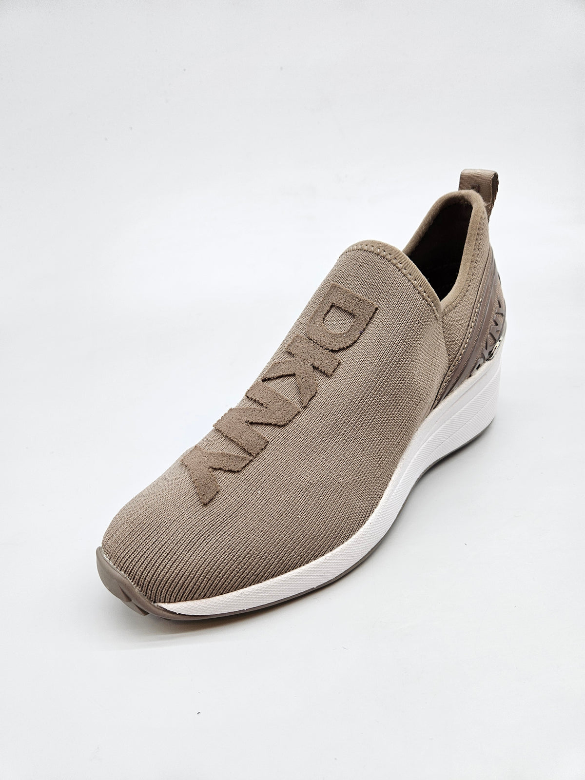 DKNY NOVI ORIGINAL PATIKI BR 41