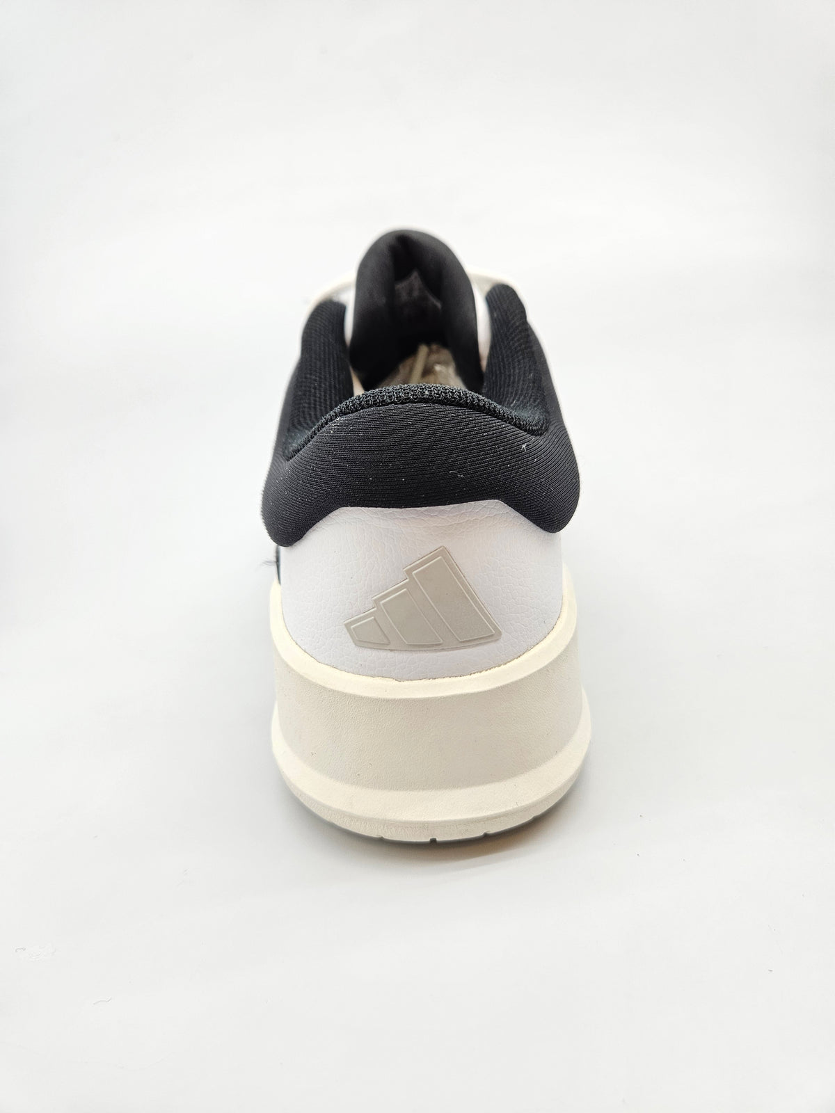 ADIDAS NOVI ORIGINAL PATIKI BR 36.5