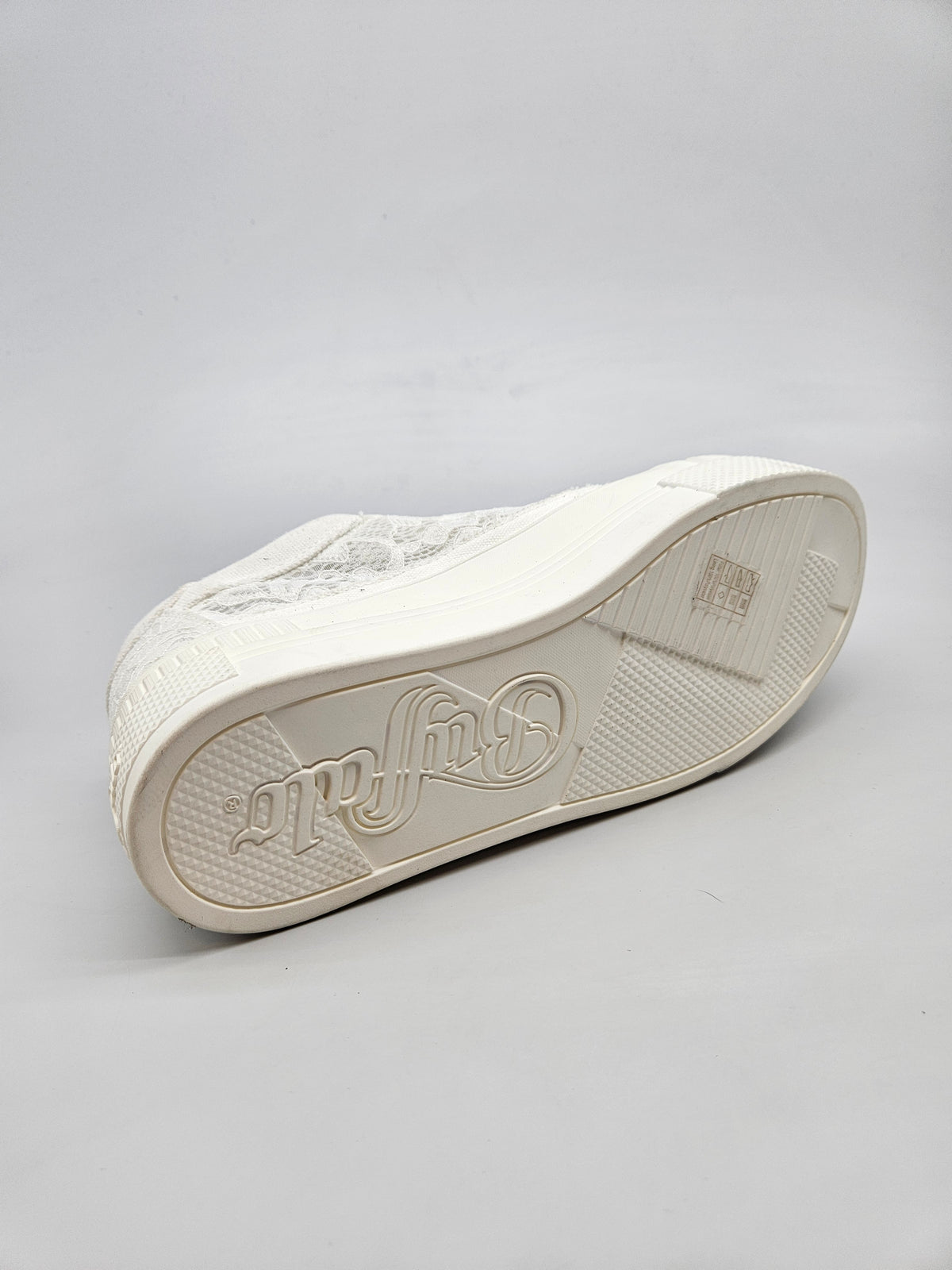 BUFFALO NOVI ORIGINAL PATIKI BR 41