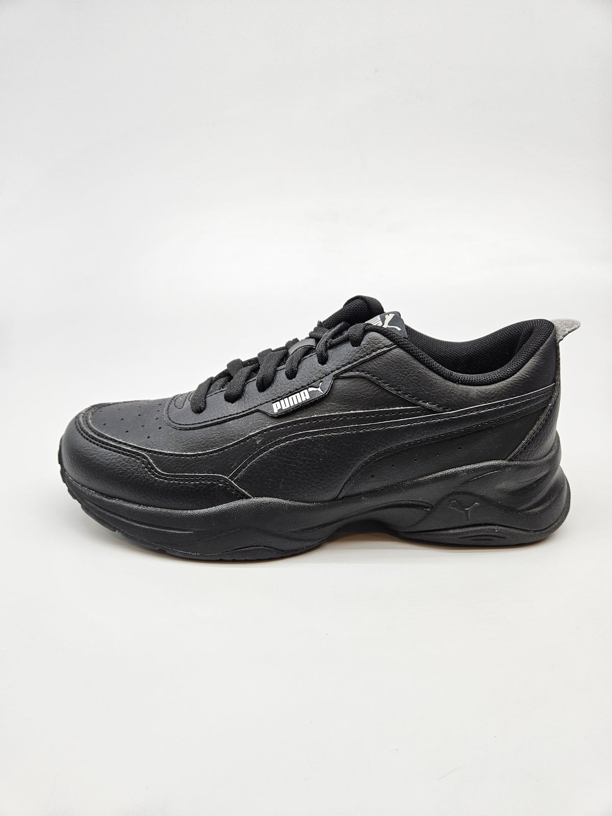 PUMA NOVI ORIGINAL PATIKI BR 37
