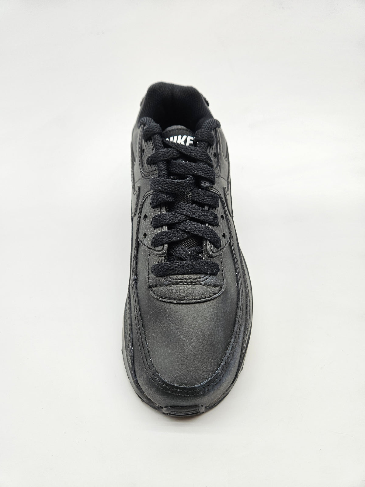 NIKE AIRMAX NOVI ORIGINAL PATIKI BR 36