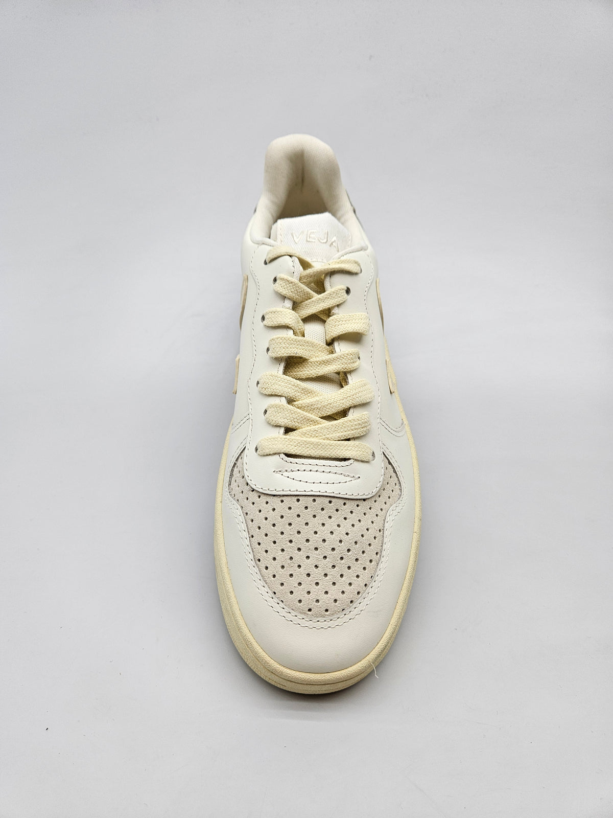 VEJA NOVI ORIGINAL PATIKI BR 40