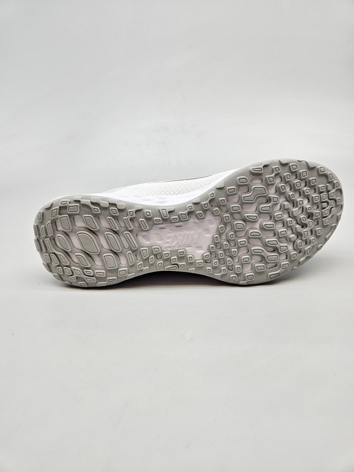 NIKE NOVI ORIGINAL PATIKI BR 40.5
