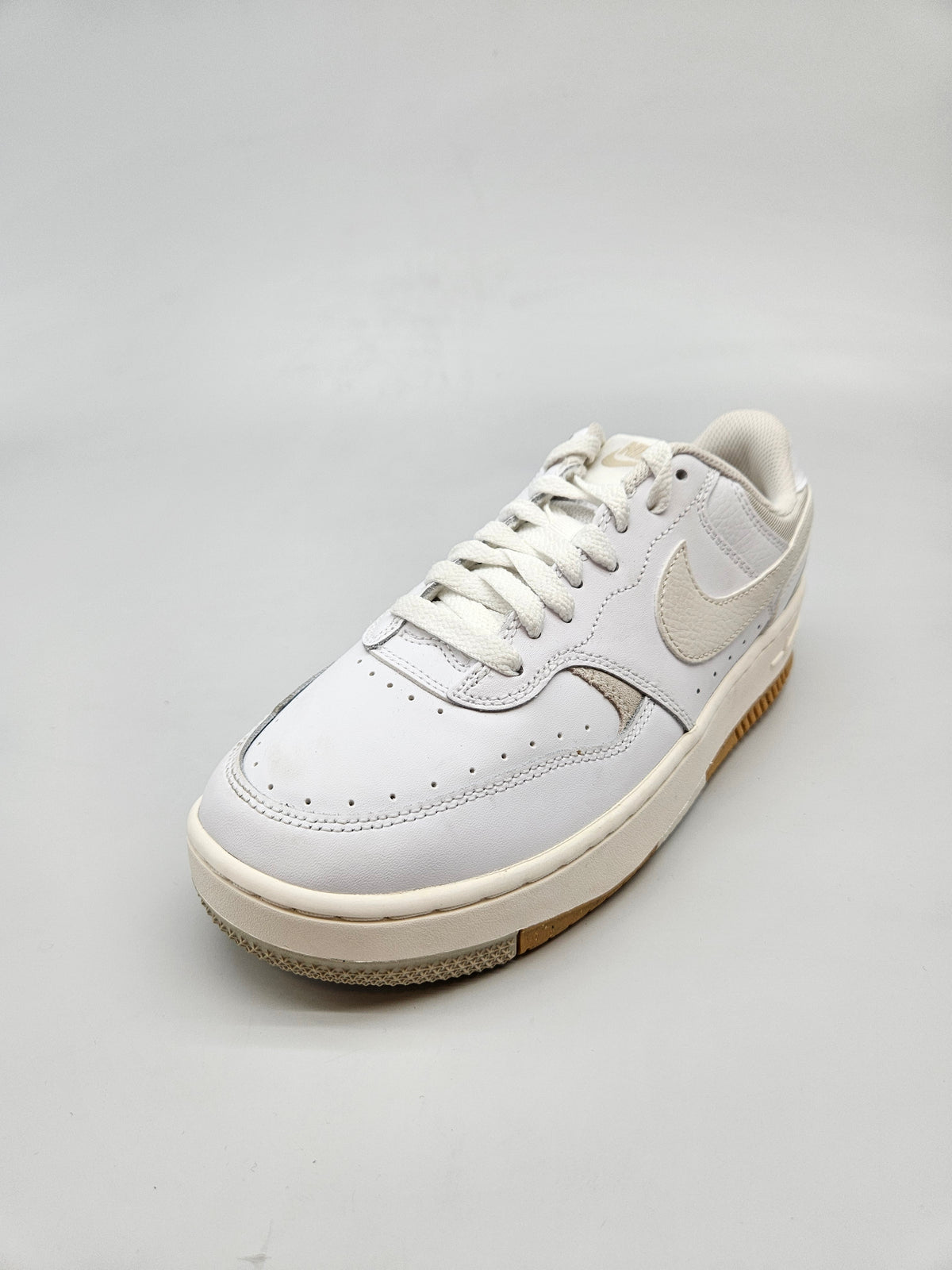 NIKE NOVI ORIGINAL PATIKI BR 39