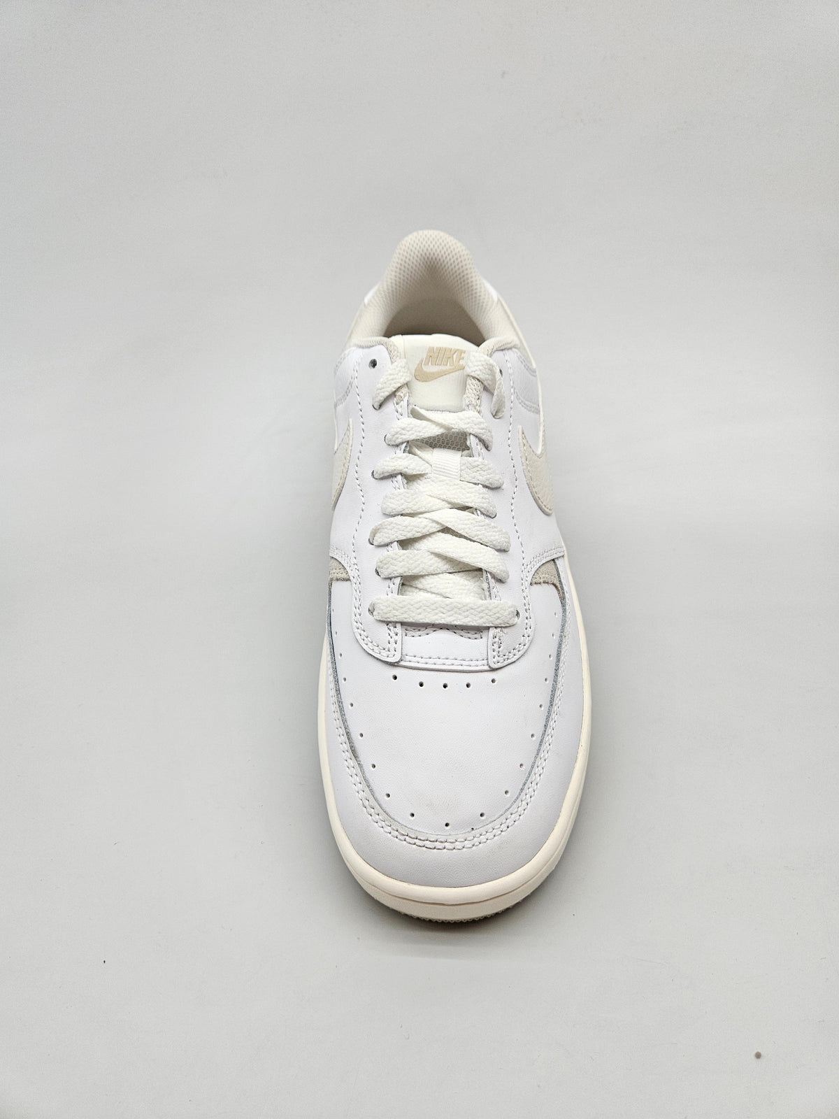 NIKE NOVI ORIGINAL PATIKI BR 39