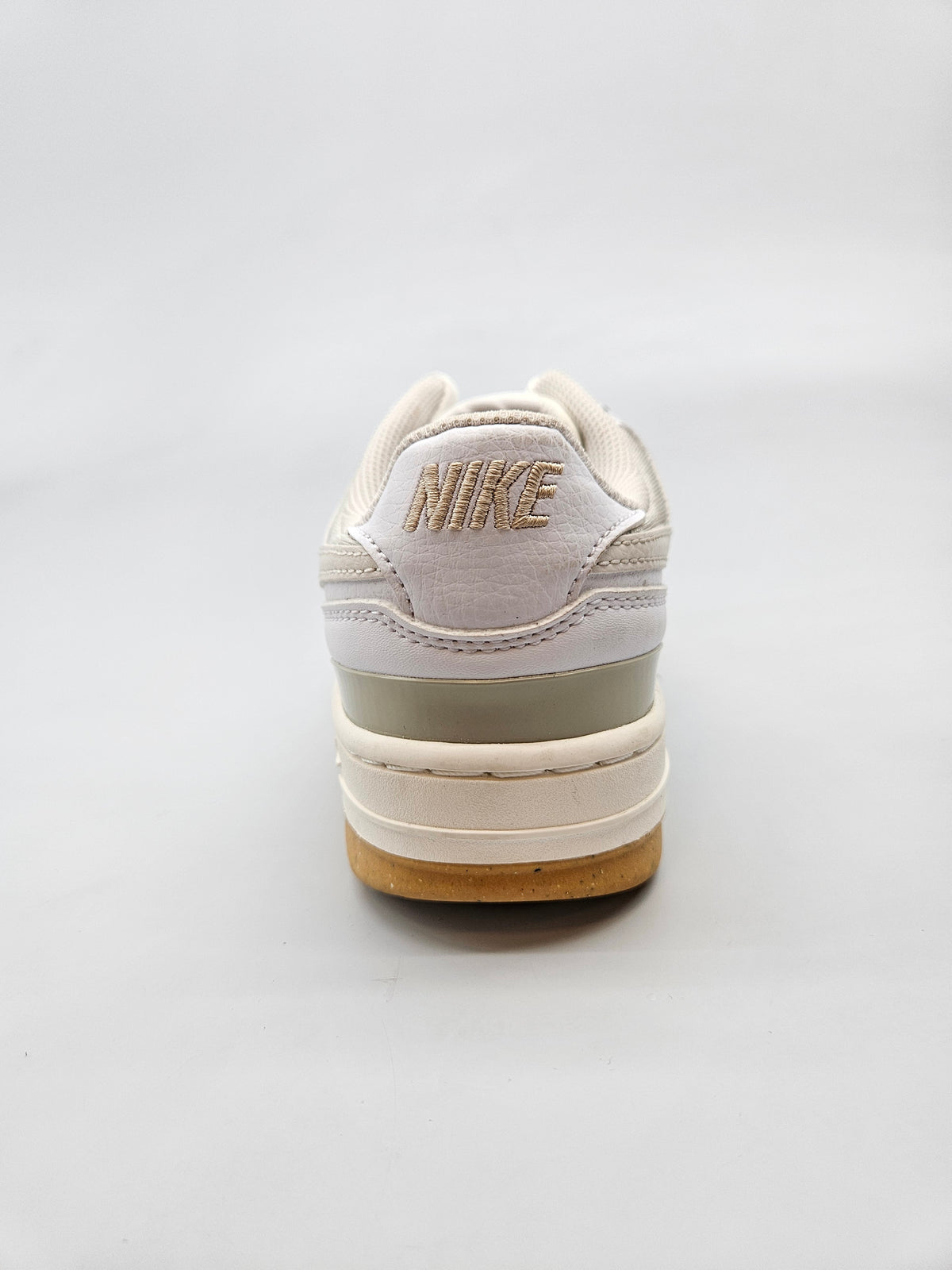 NIKE NOVI ORIGINAL PATIKI BR 39
