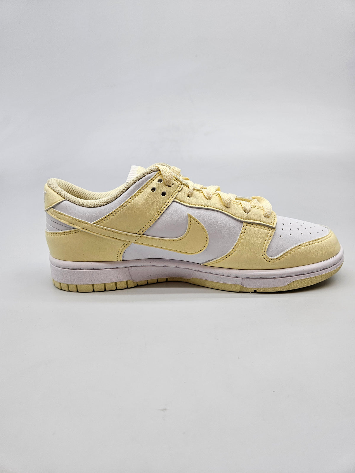 NIKE NOVI ORIGINAL PATIKI BR 40