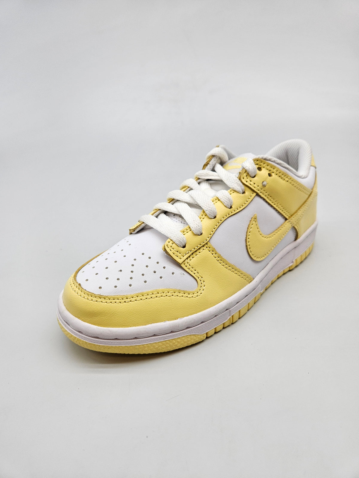 NIKE NOVI ORIGINAL PATIKI BR 36