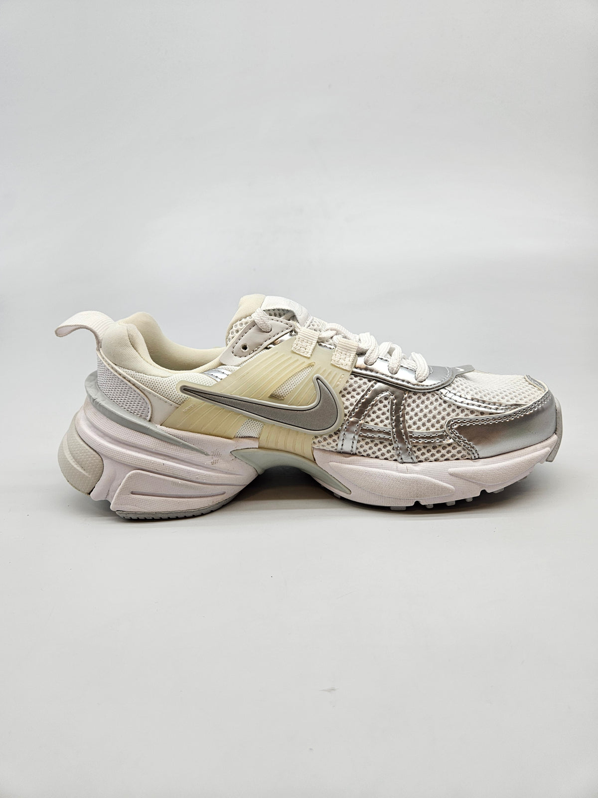 NIKE NOVI ORIGINAL PATIKI BR 36