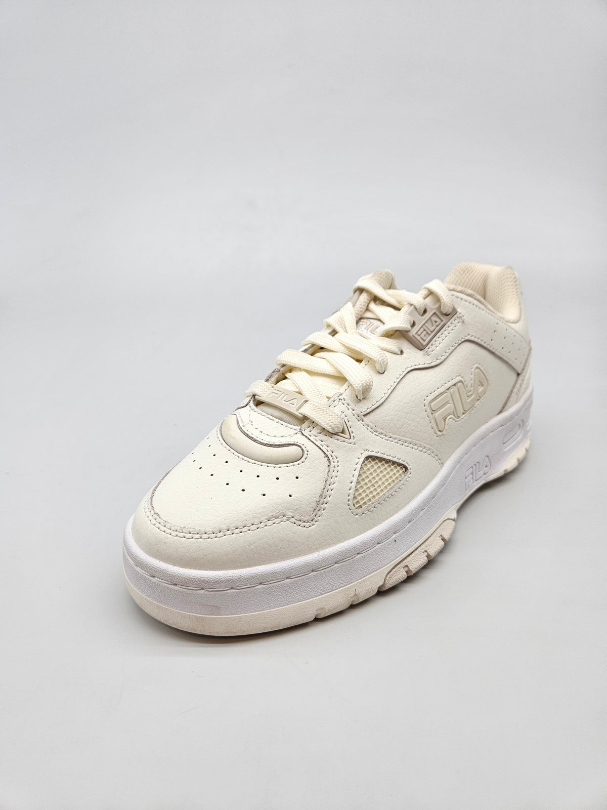FILA NOVI ORIGINAL PATIKI BR 38