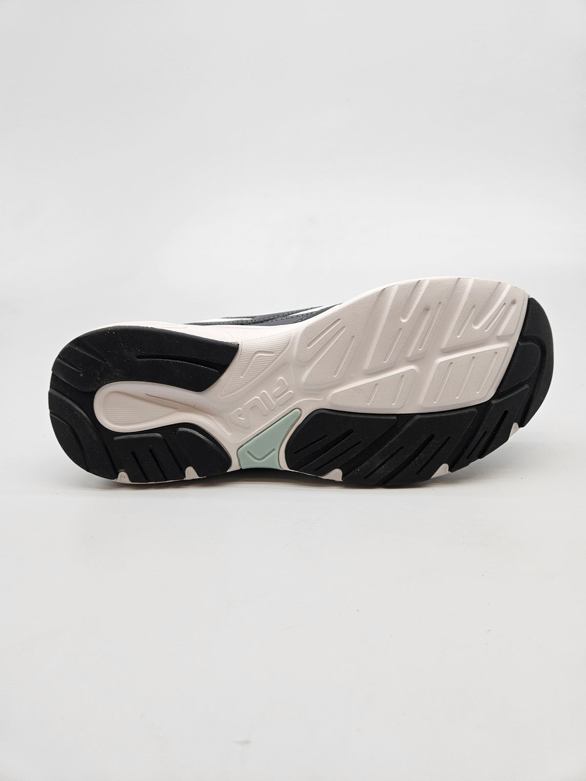 FILA NOVI ORIGINAL PATIKI BR 40