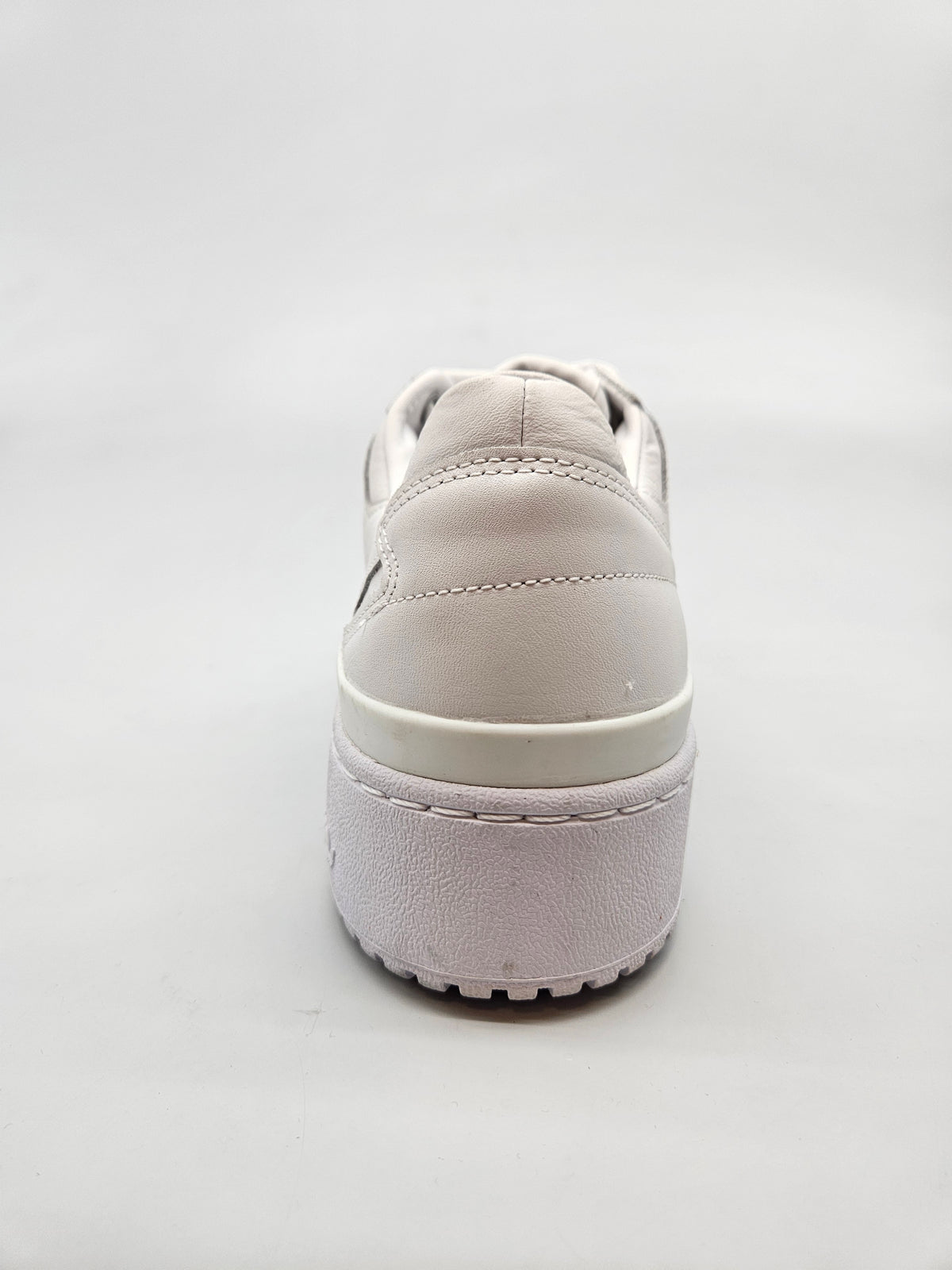 ADIDAS NOVI ORIGINAL PATIKI BR 42