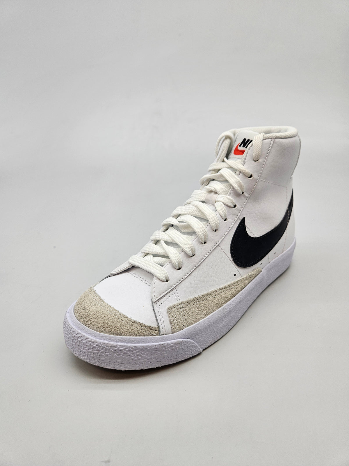 NIKE NOVI ORIGINAL PATIKI BR 36.5
