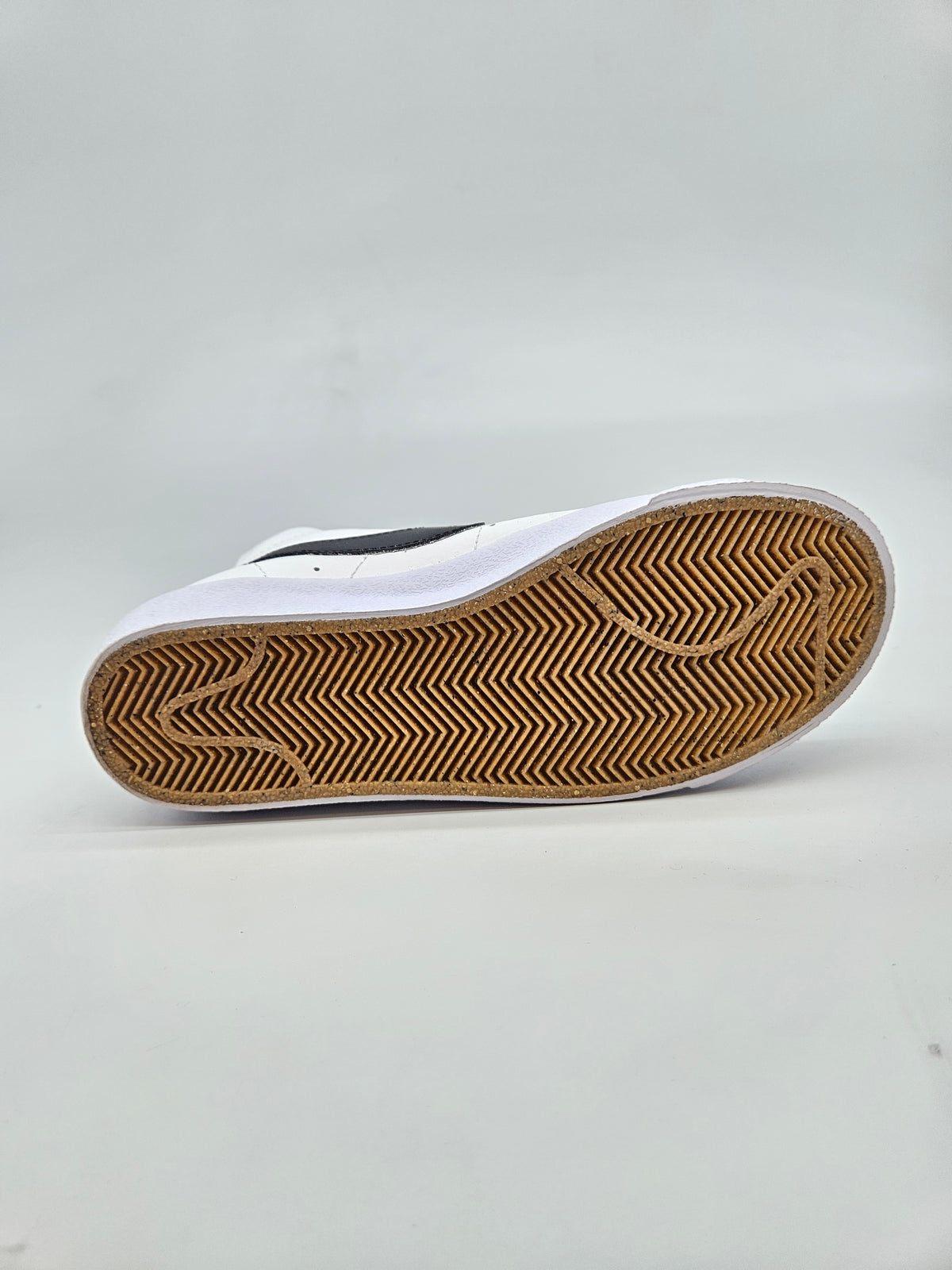 NIKE NOVI ORIGINAL PATIKI BR 36.5