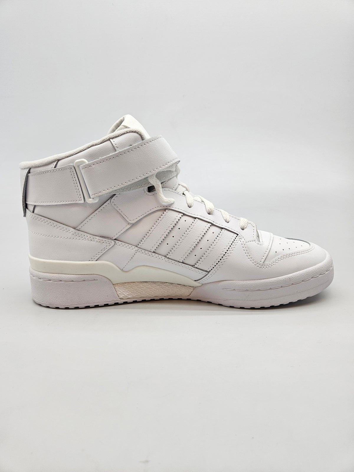 ADIDAS NOVI ORIGINAL PATIKI BR 46