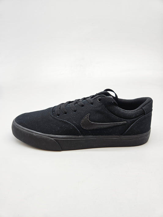NIKE NOVI ORIGINAL PATIKI BR 42.5