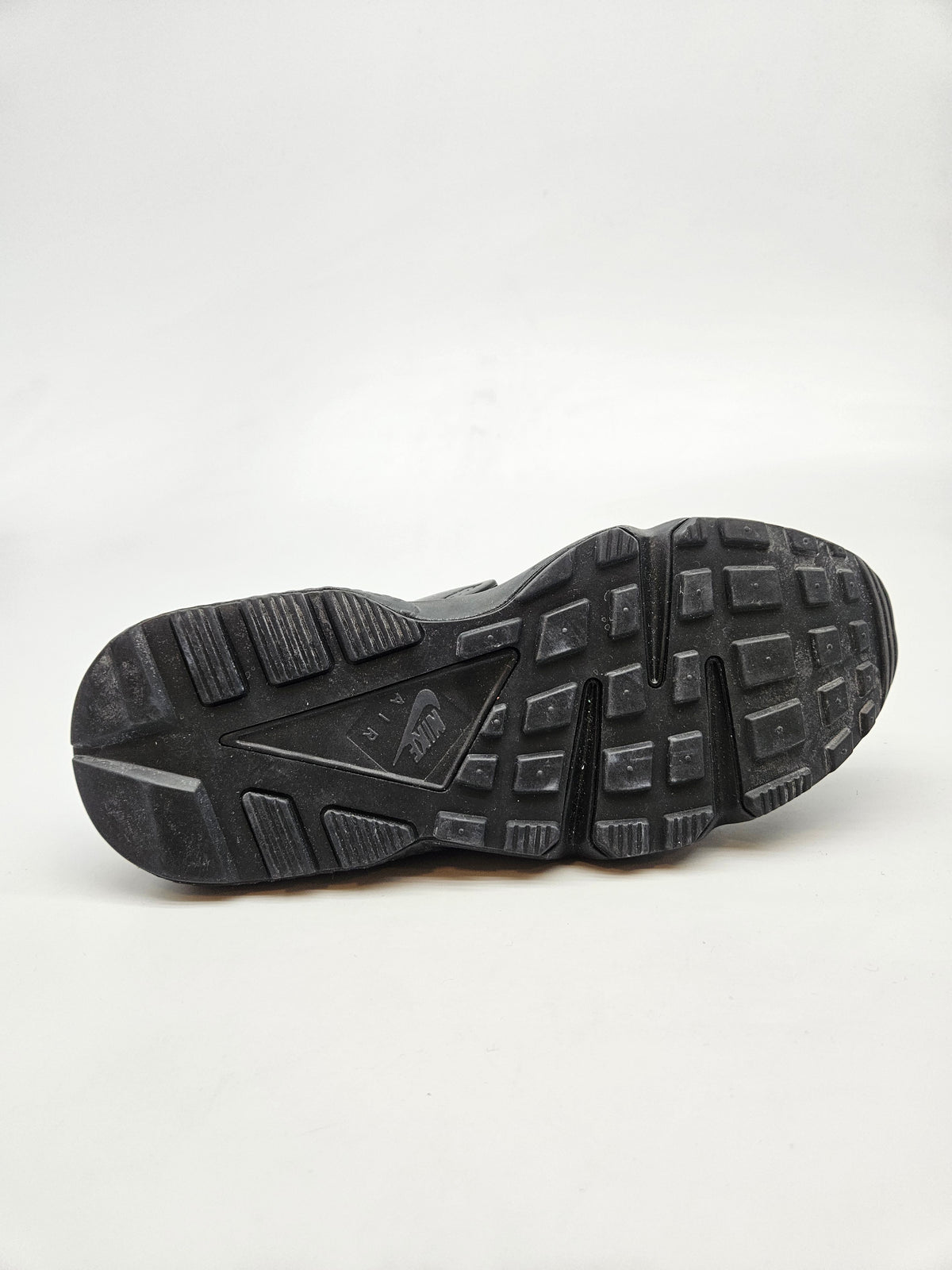 NIKE NOVI ORIGINAL PATIKI BR 38