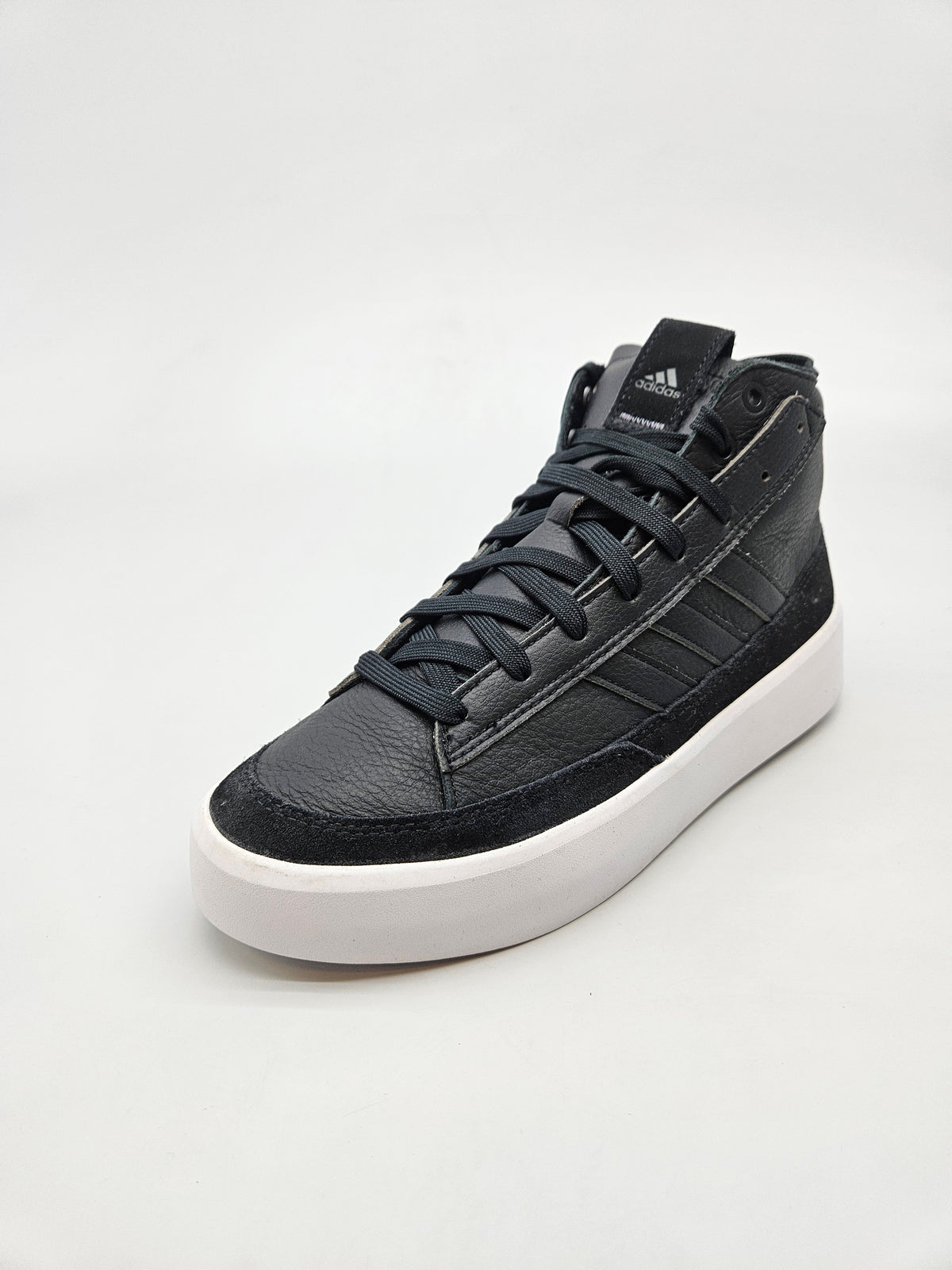 ADIDAS NOVI ORIGINAL PATIKI BR 39