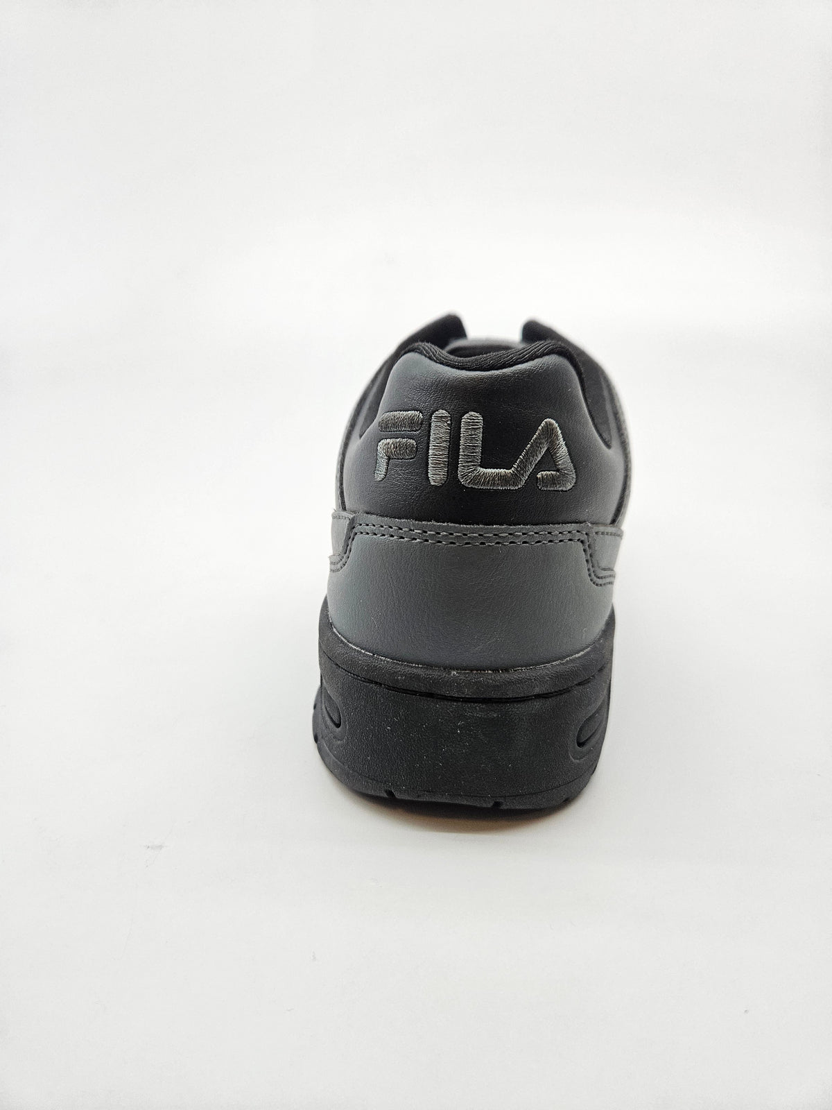 FILA NOVI ORIGINAL PATIKI BR 38