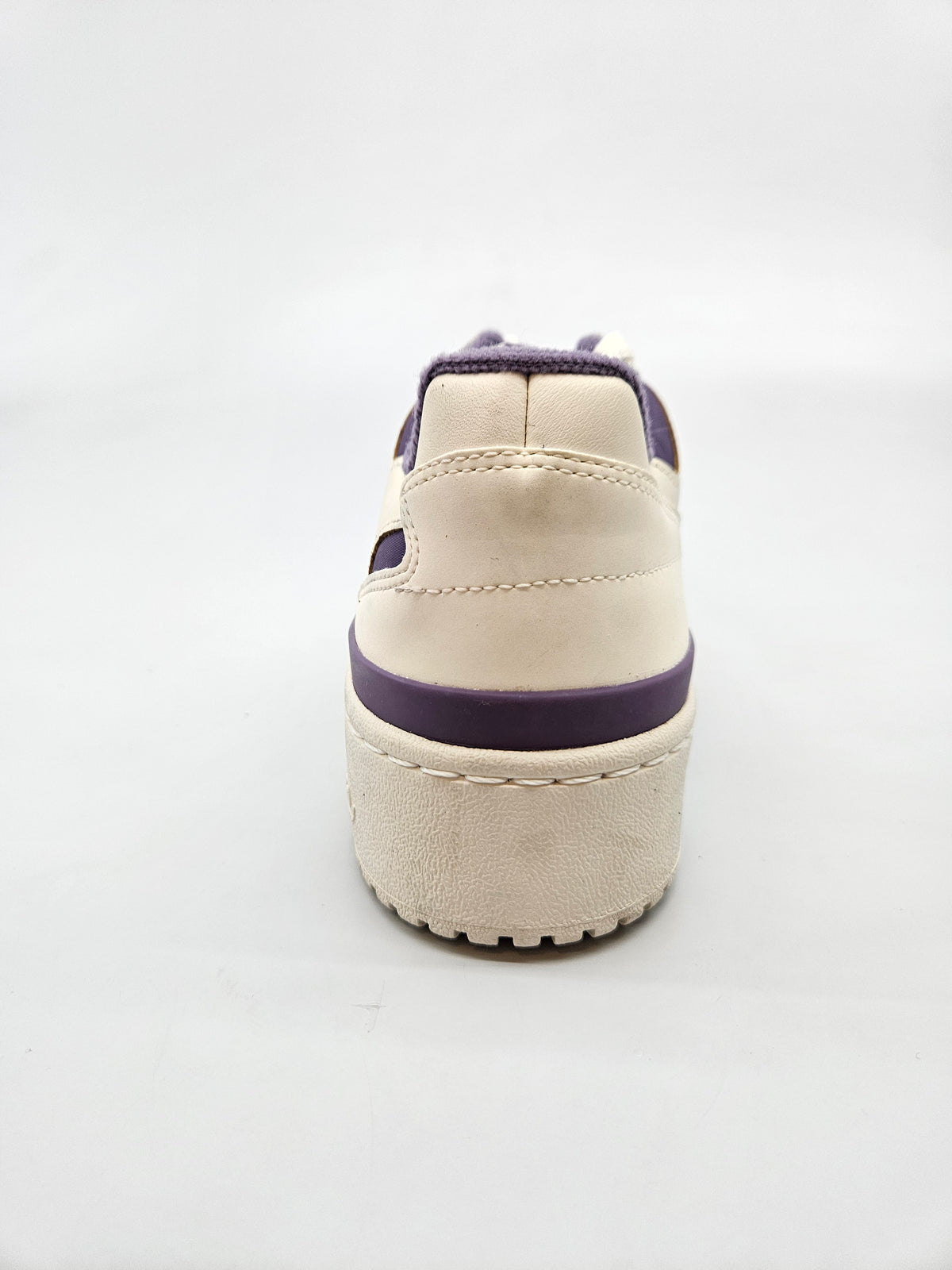 ADIDAS NOVI ORIGINAL PATIKI BR 41