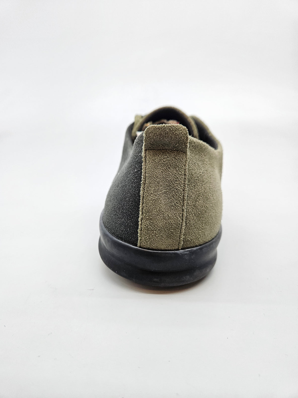 CAMPER NOVI ORIGINAL PATIKI BR 46