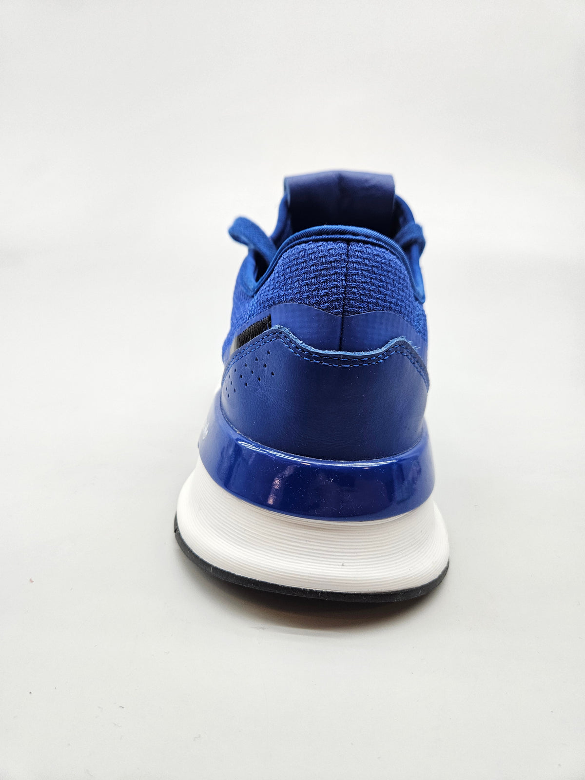 ADIDAS NOVI ORIGINAL PATIKI BR 46