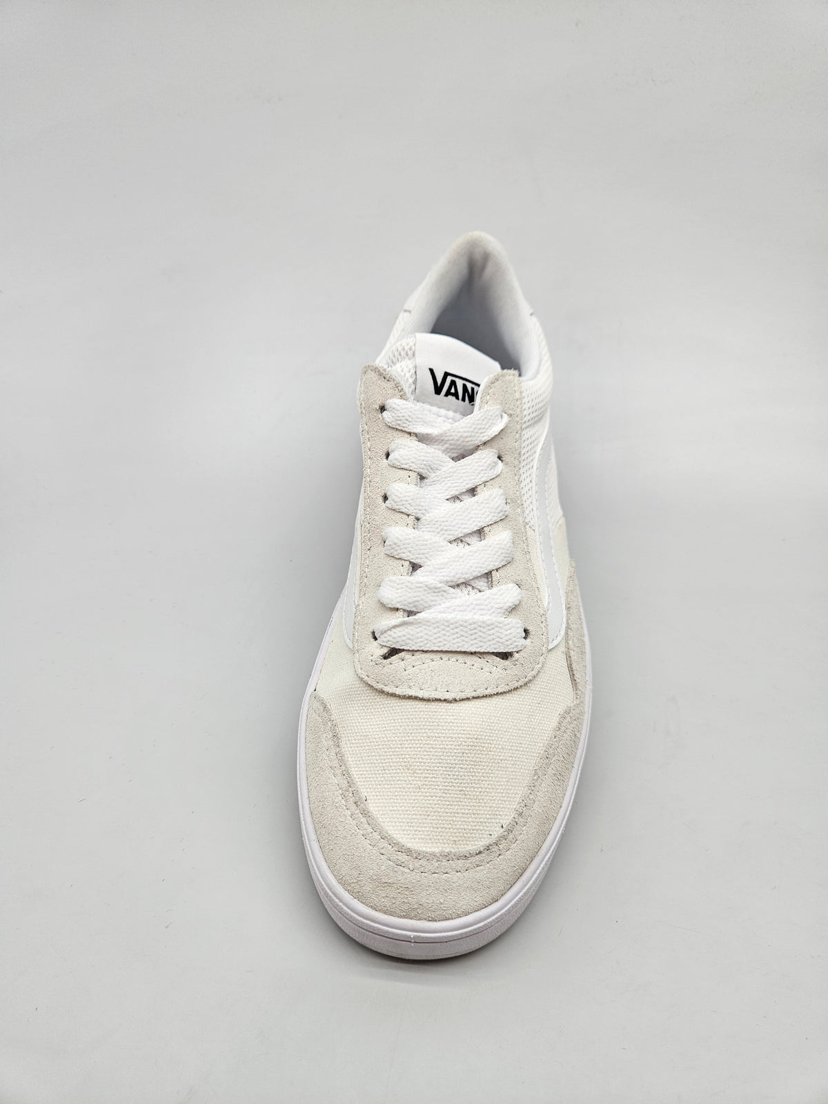 VANS NOVI ORIGINAL PATIKI BR 38.5