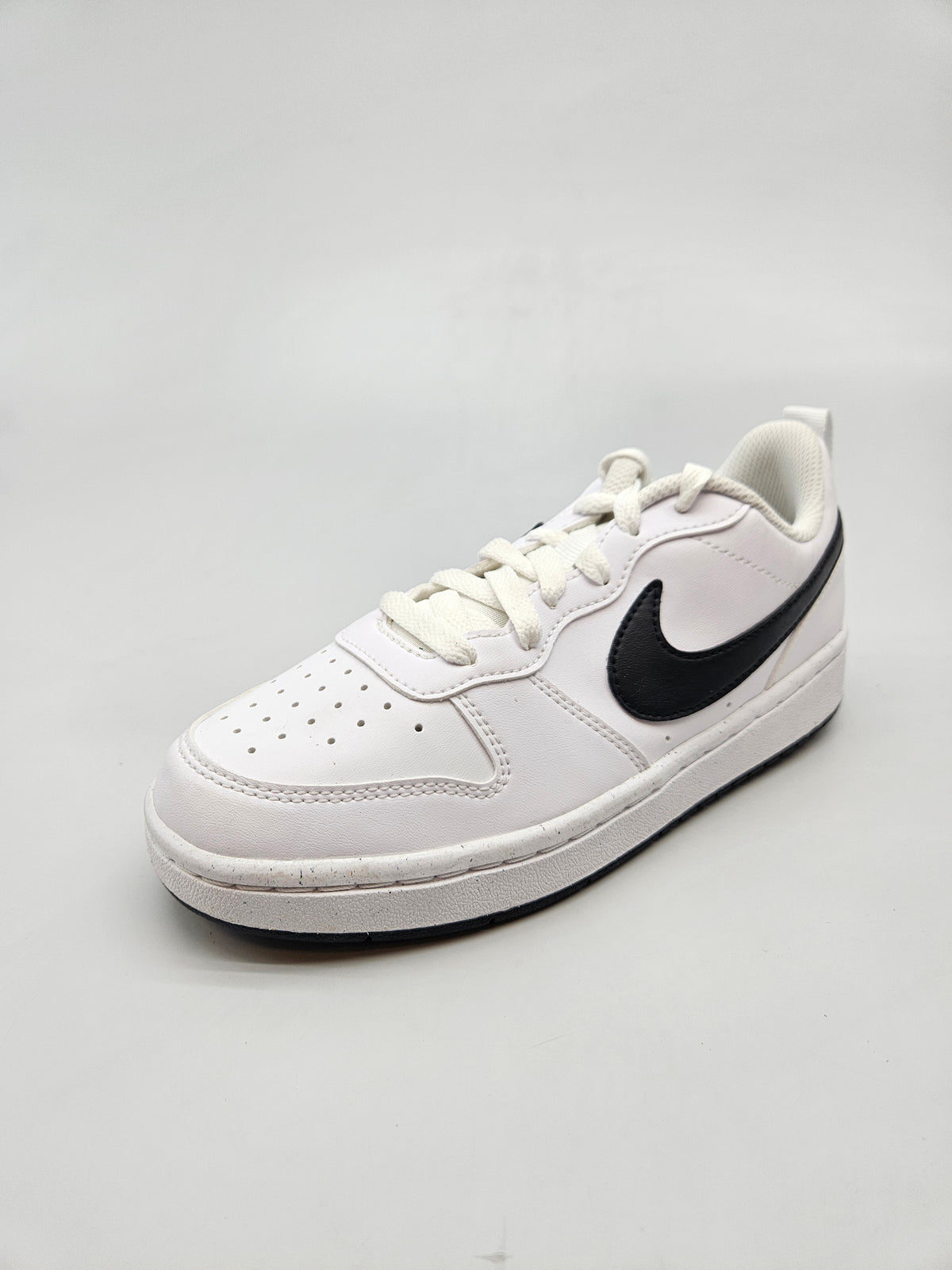 NIKE NOVI ORIGINAL PATIKI BR 36
