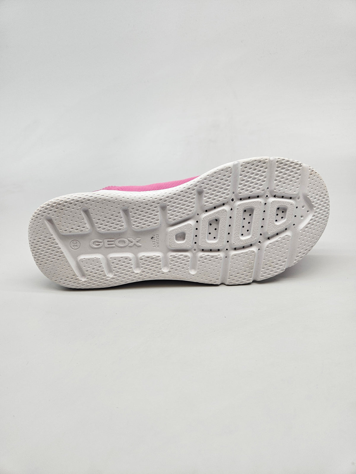 GEOX NOVI ORIGINAL PATIKI BR 38