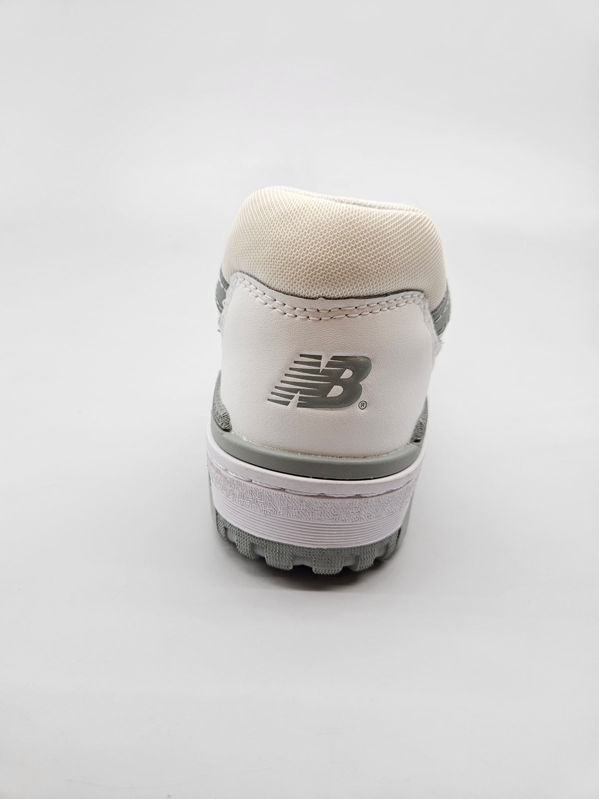 NEW BALANCE NOVI ORIGINAL PATIKI BR 40.5