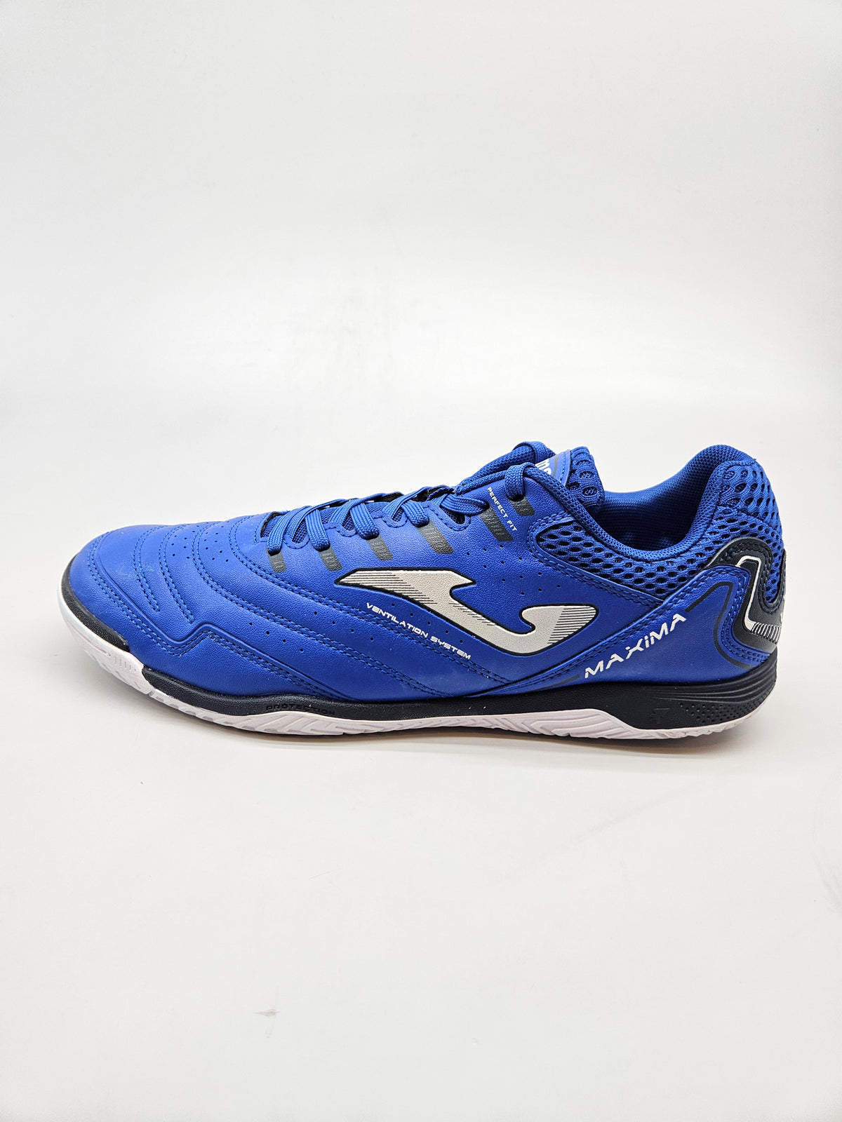 JOMA NOVI ORIGINAL PATIKI BR 44