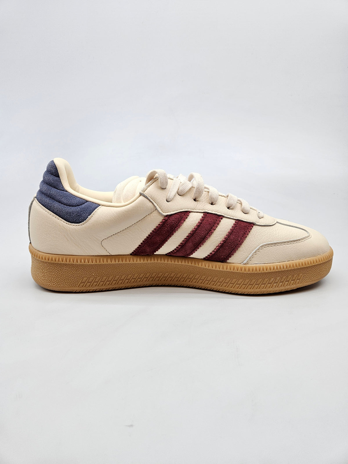 ADIDAS NOVI ORIGINAL PATIKI BR 48