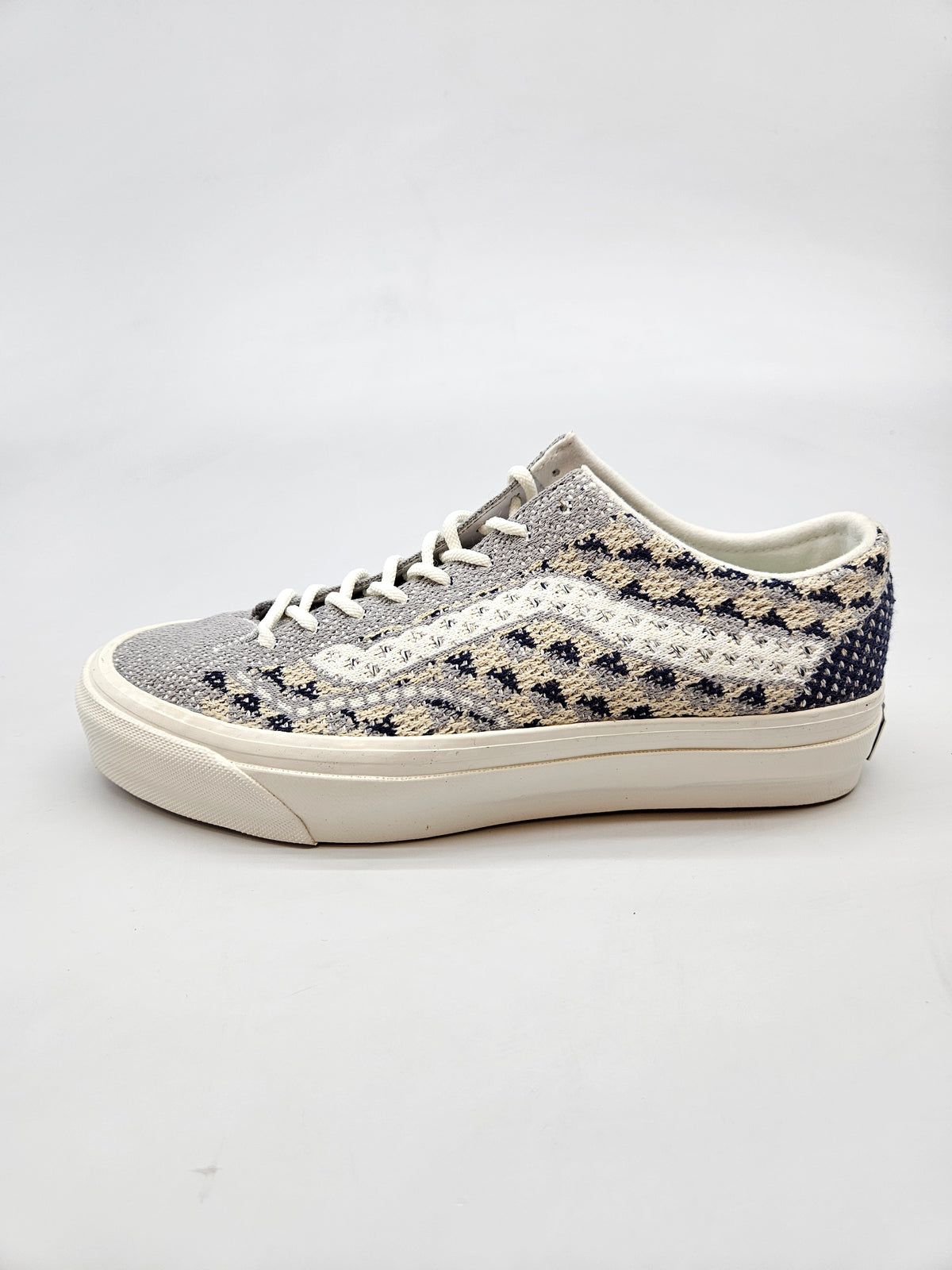 VANS NOVI ORIGINAL PATIKI BR 38.5