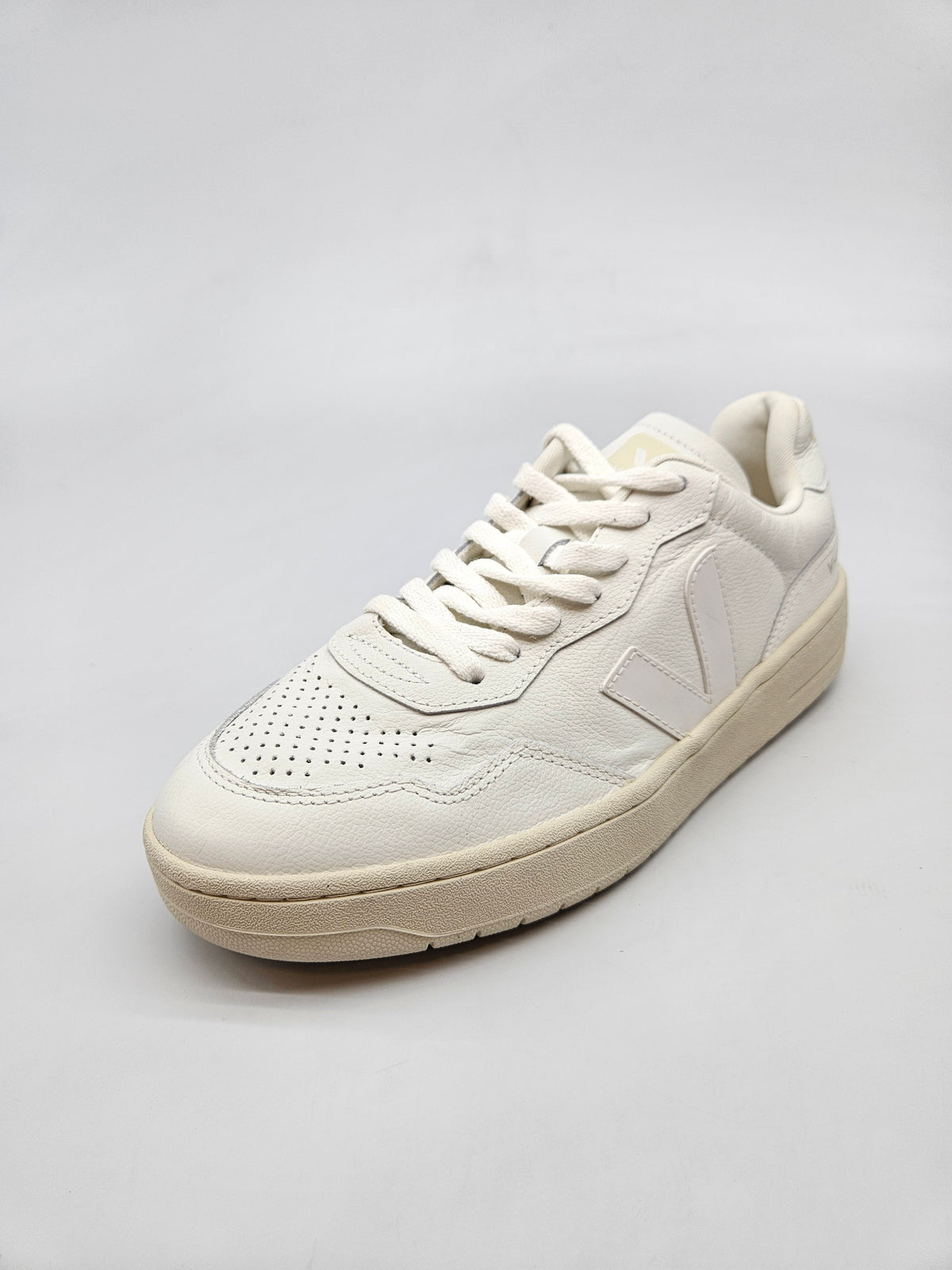 VEJA NOVI ORIGINAL PATIKI BR 40