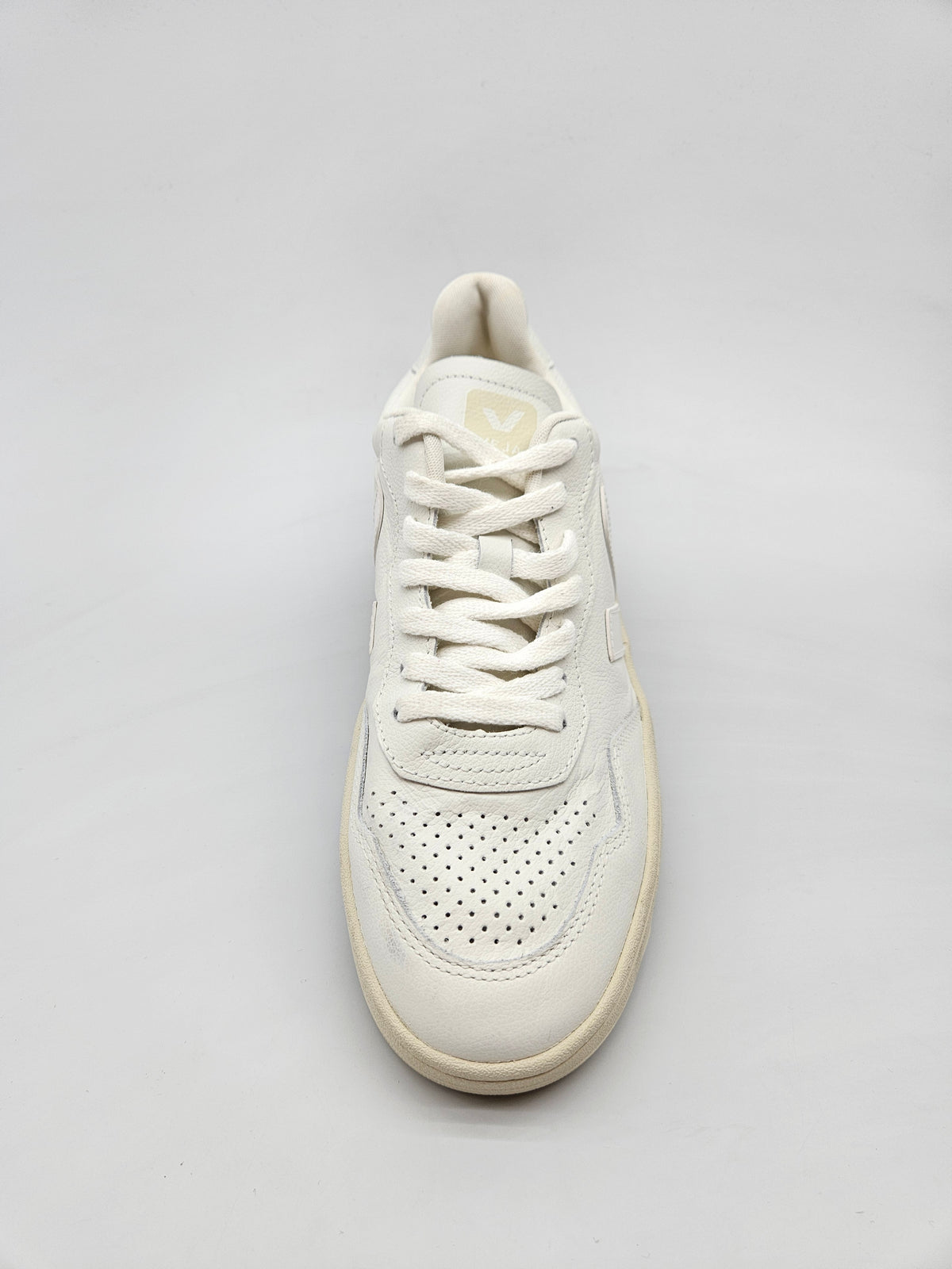 VEJA NOVI ORIGINAL PATIKI BR 40