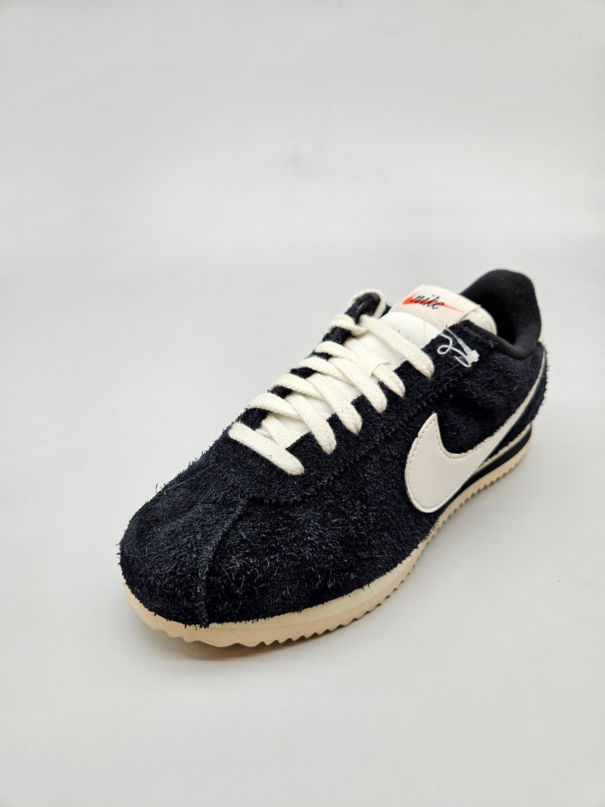 NIKE NOVI ORIGINAL PATIKI BR 37.5