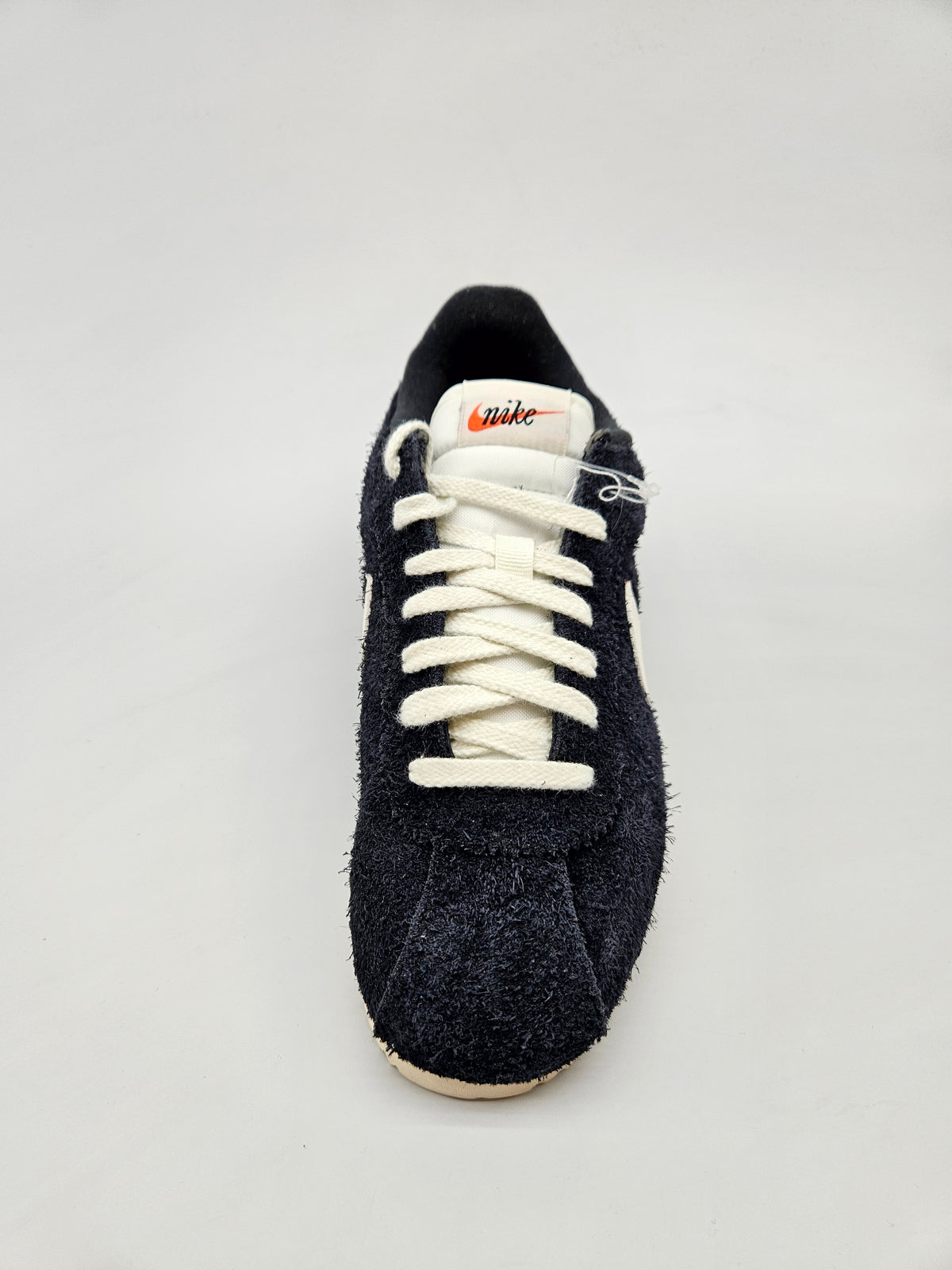 NIKE NOVI ORIGINAL PATIKI BR 37.5