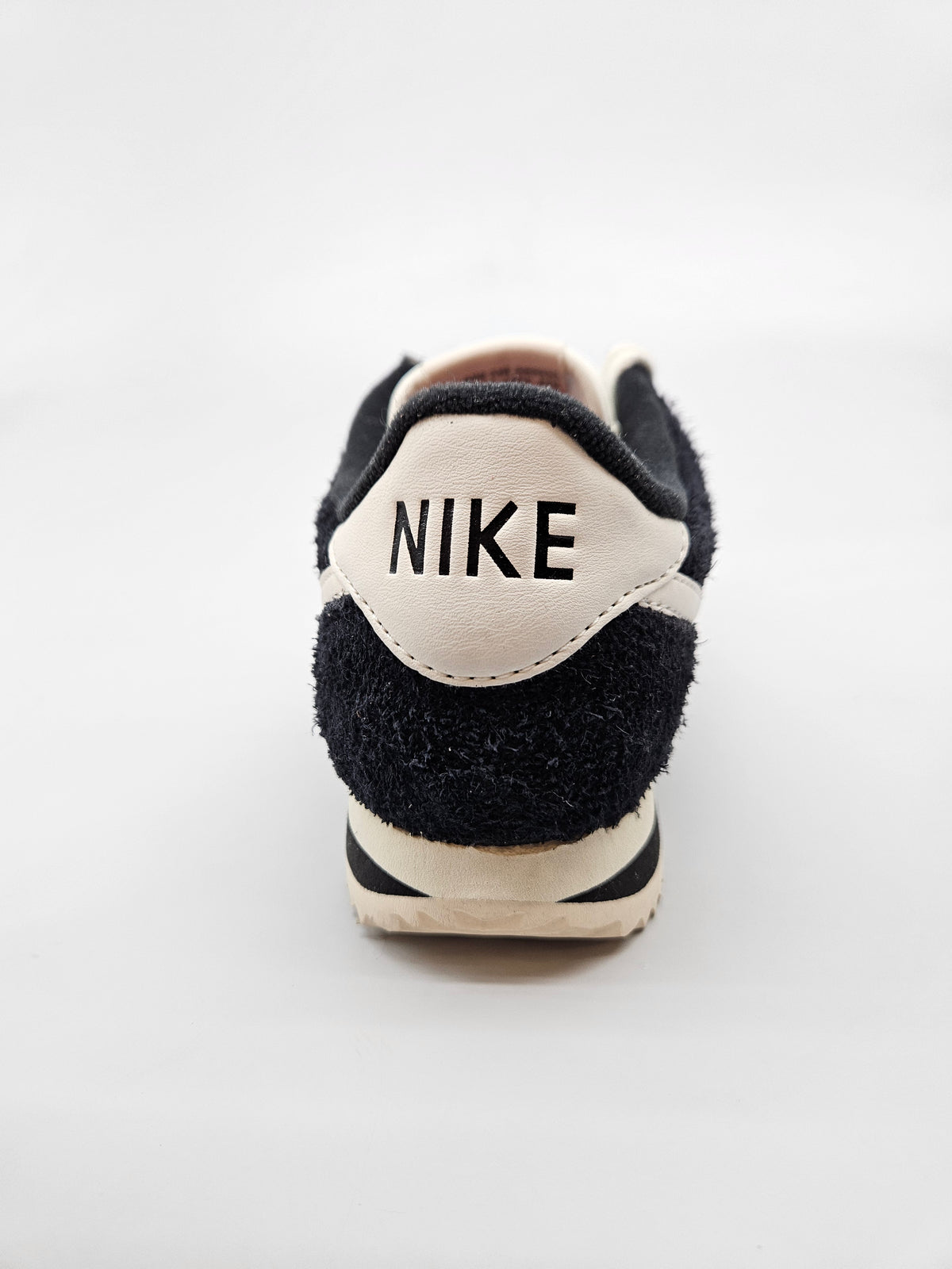 NIKE NOVI ORIGINAL PATIKI BR 37.5