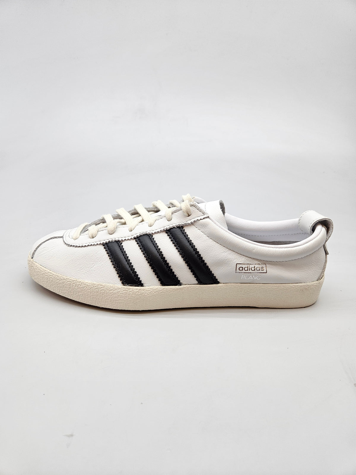 ADIDAS NOVI ORIGINAL PATIKI BR 38