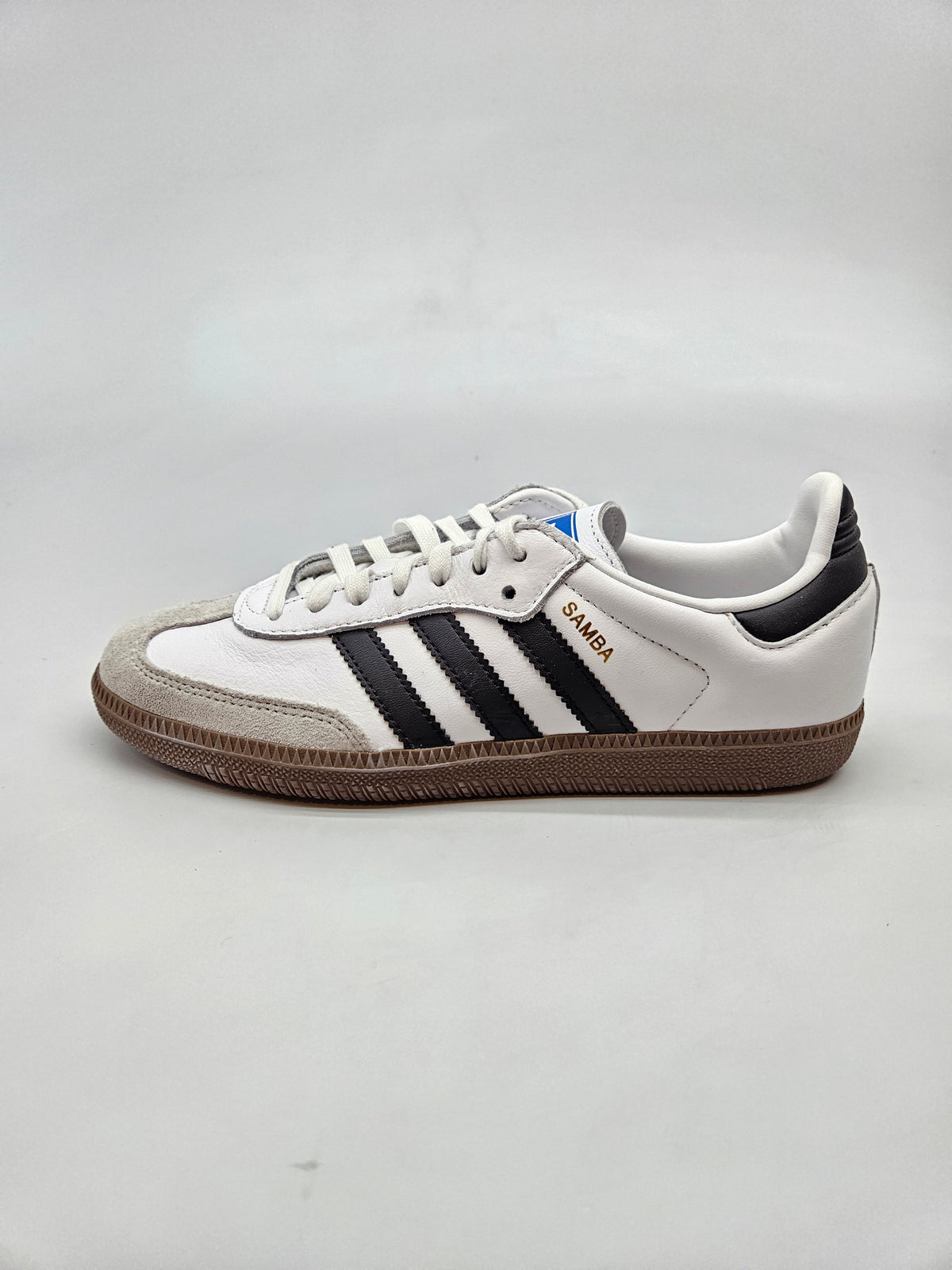 ADIDAS NOVI ORIGINAL PATIKI BR 38