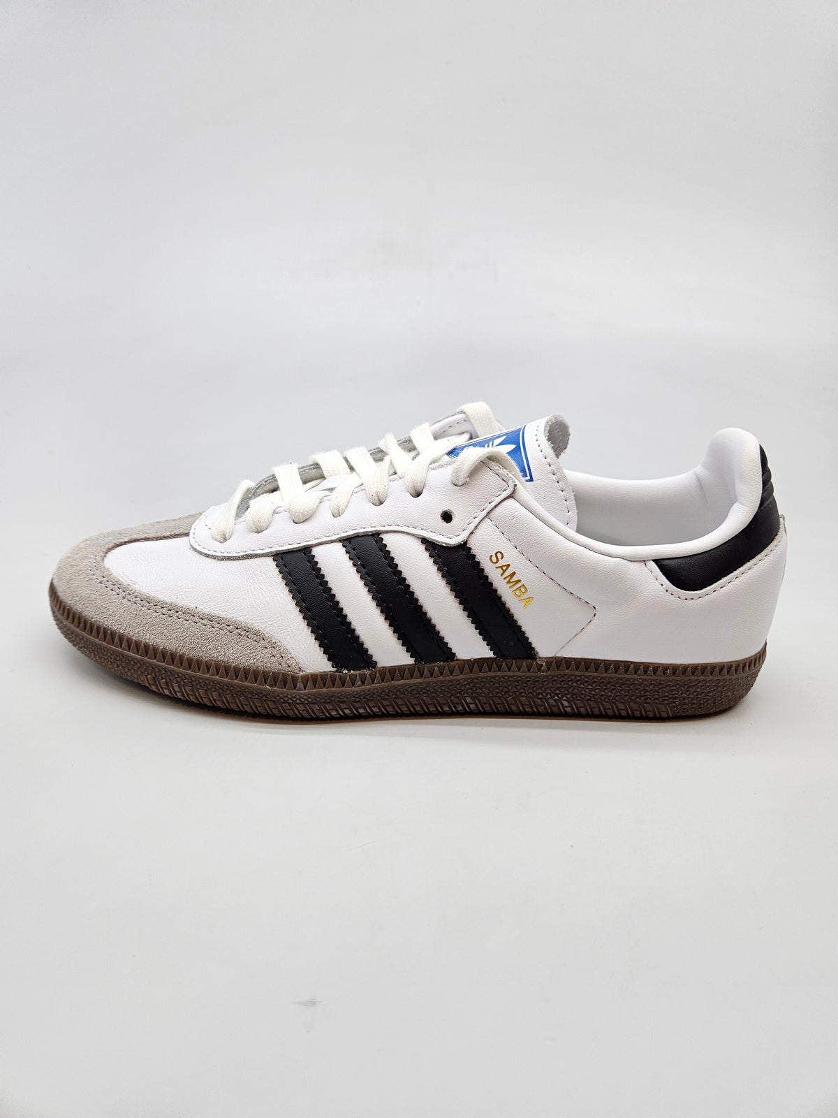 ADIDAS NOVI ORIGINAL PATIKI BR 38