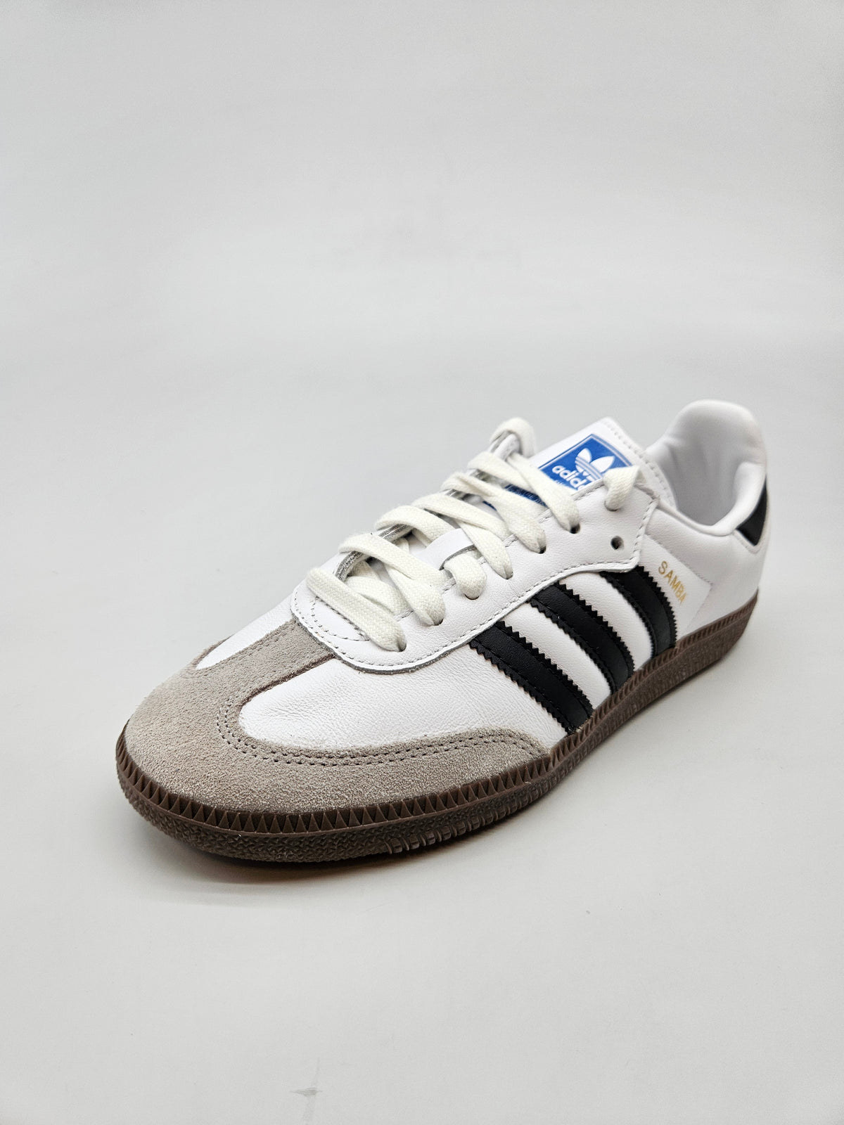 ADIDAS NOVI ORIGINAL PATIKI BR 38