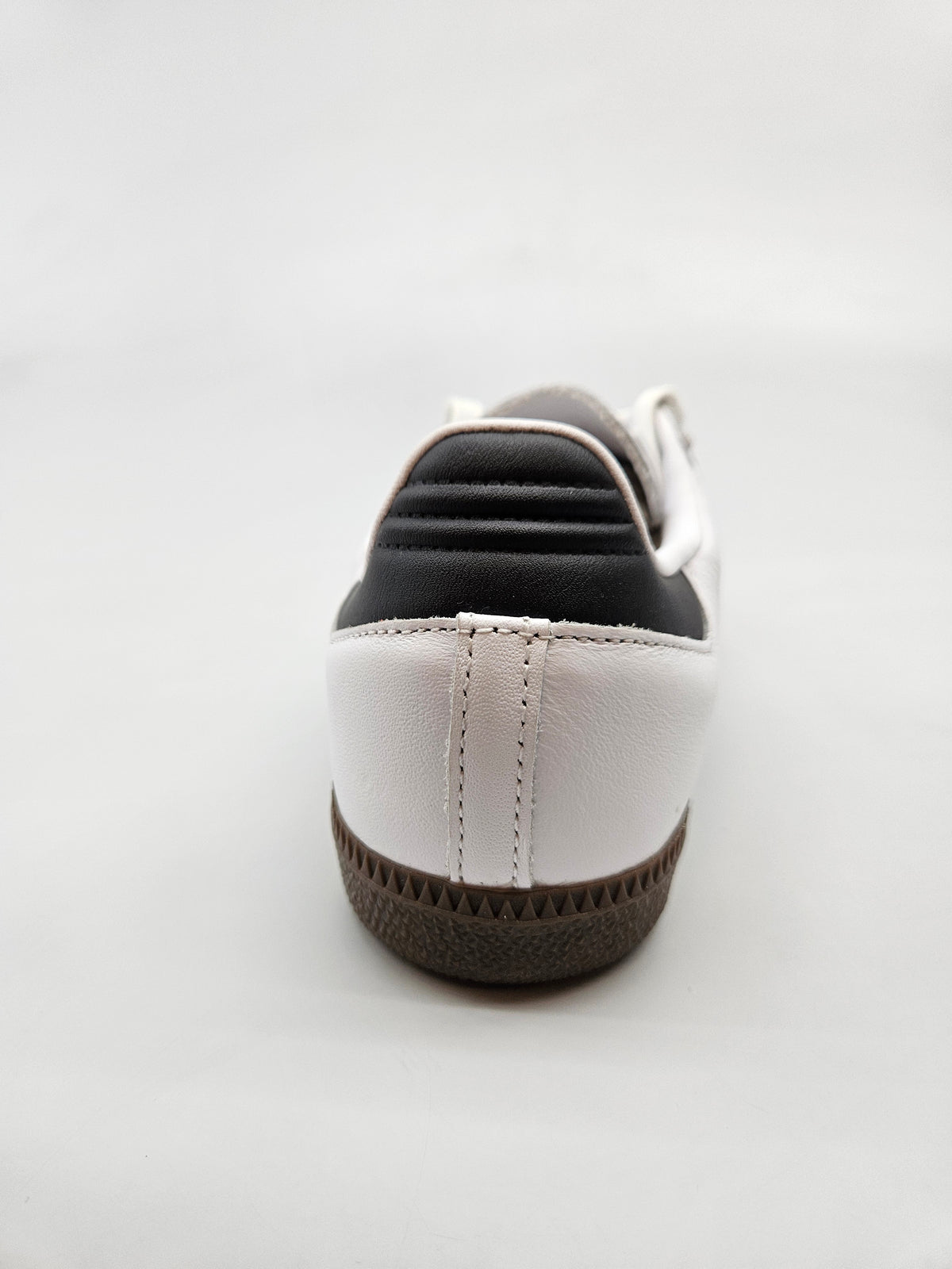 ADIDAS NOVI ORIGINAL PATIKI BR 38