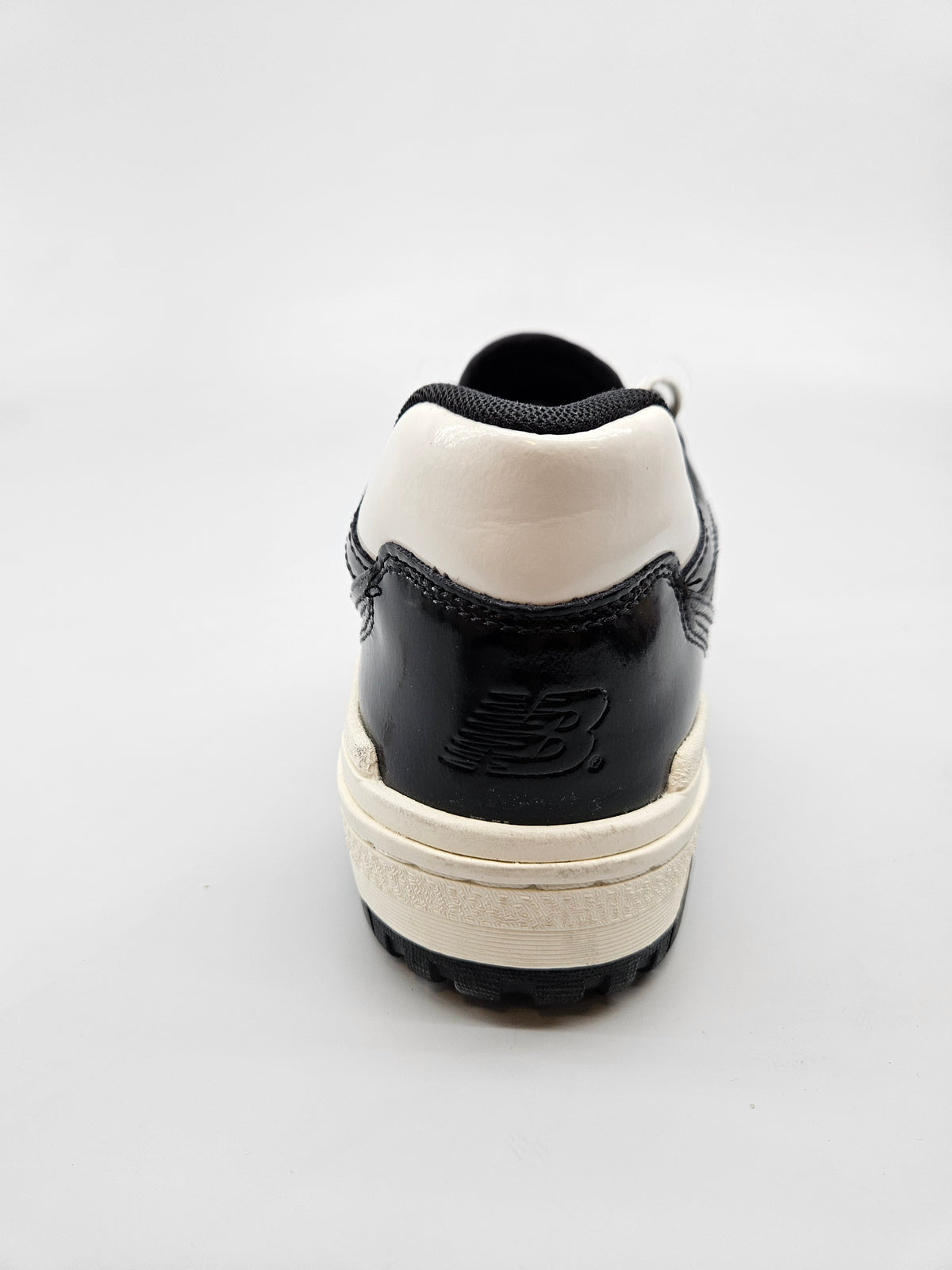 NEW BALANCE NOVI ORIGINAL PATIKI BR 41.5