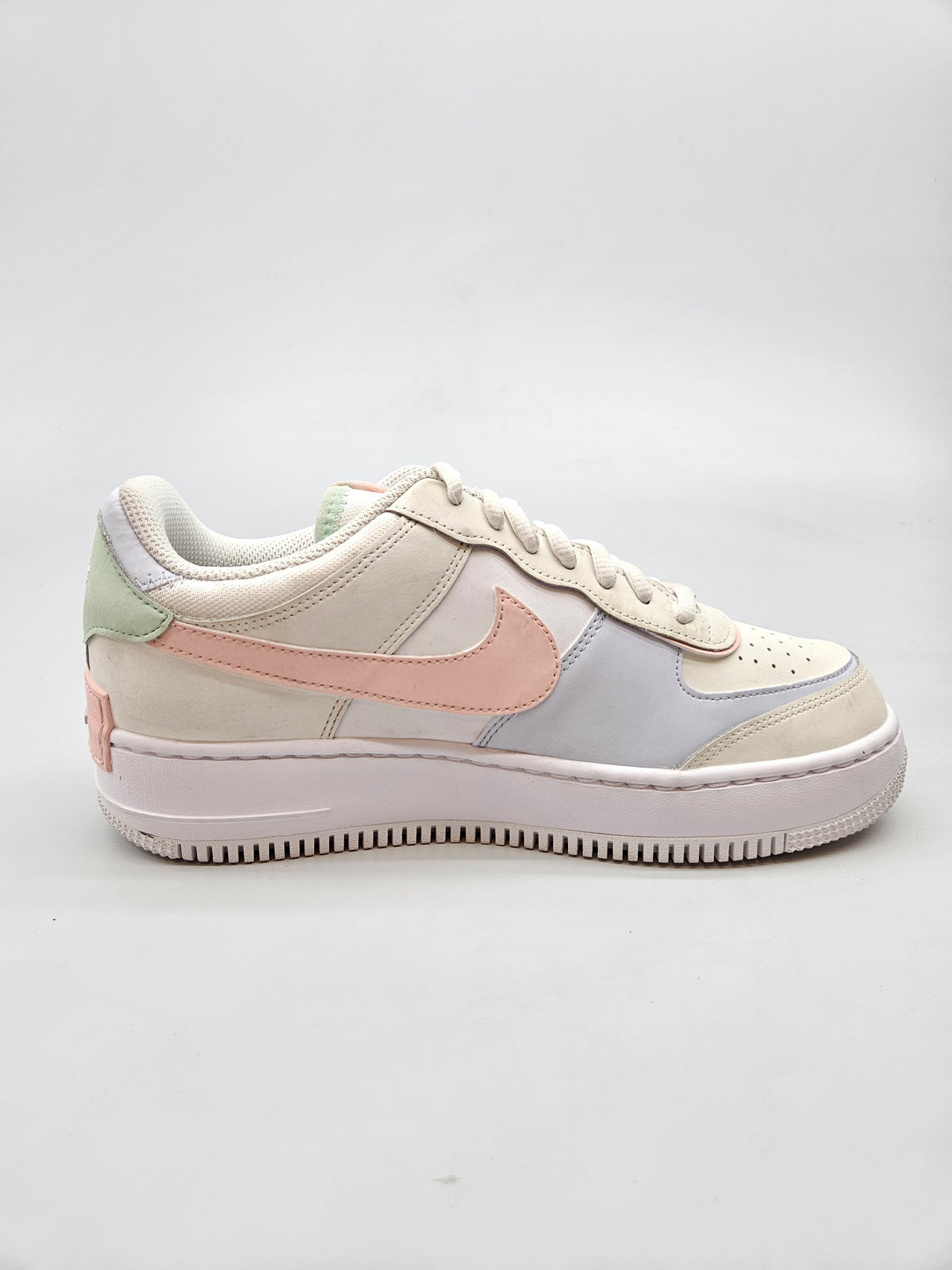 NIKE NOVI ORIGINAL PATIKI BR 42