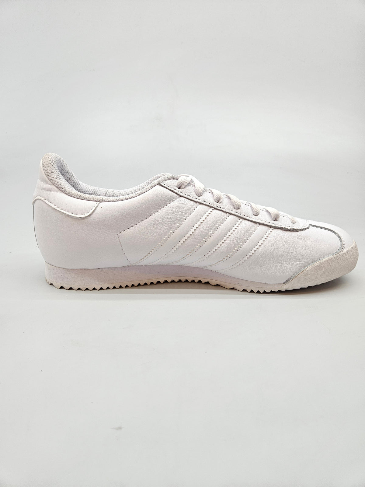 ADIDAS NOVI ORIGINAL PATIKI BR 42